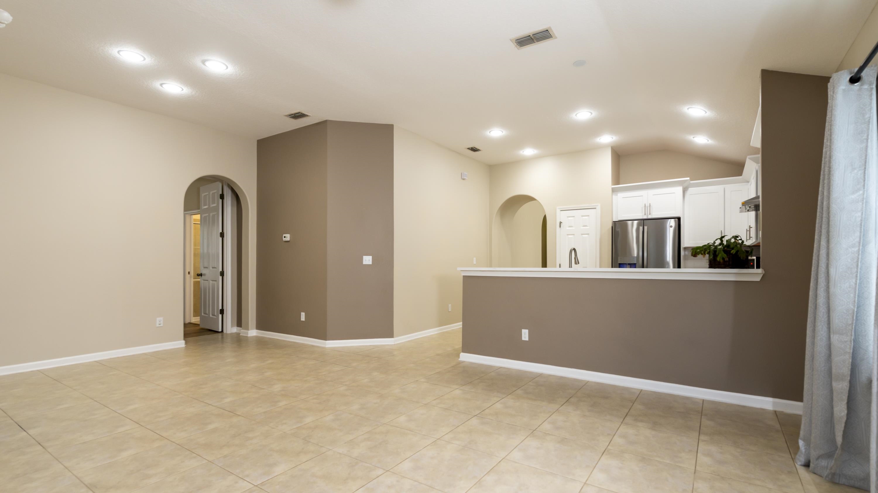 Image 12 of 38 For 73 Durango Drive