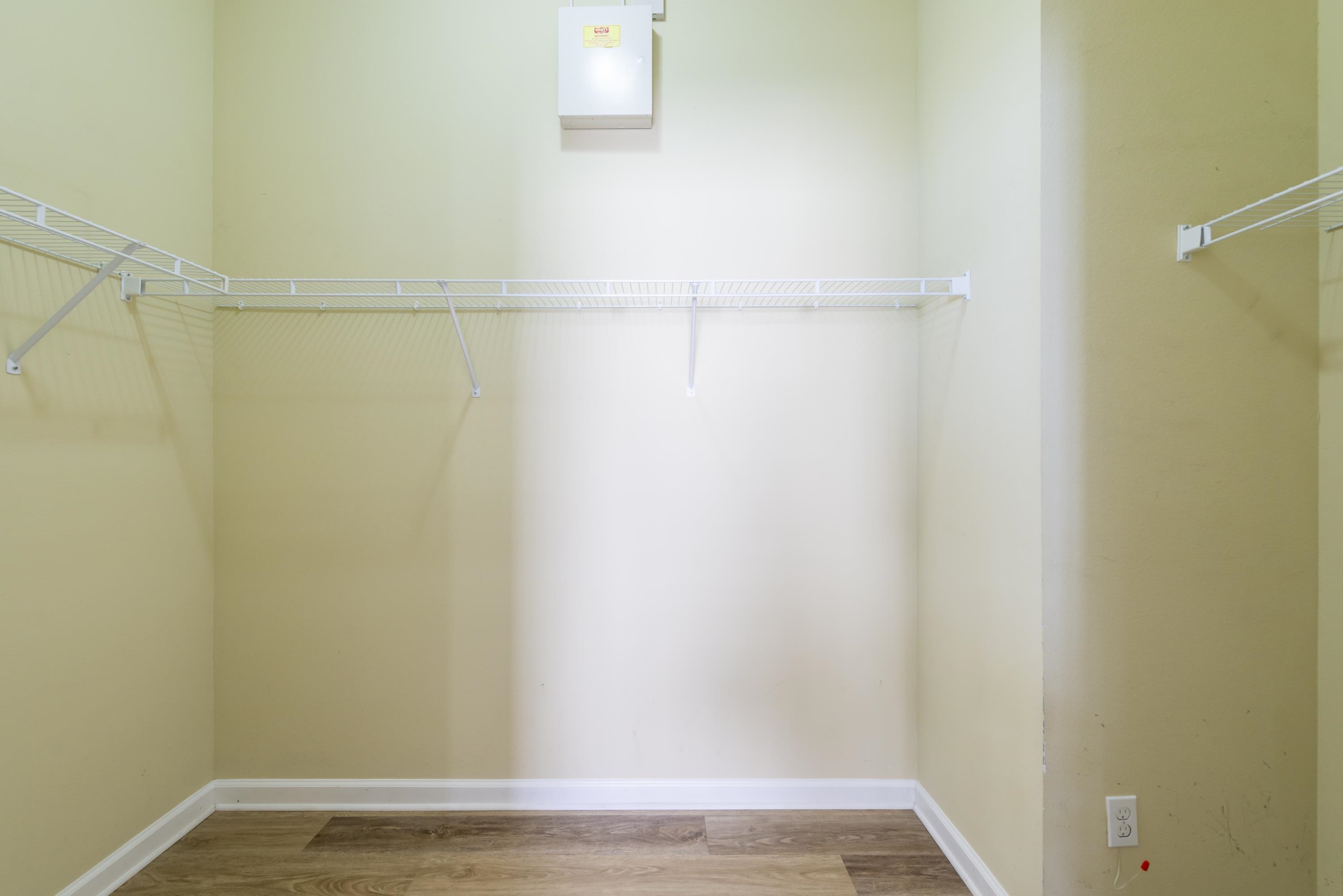 Image 26 of 38 For 73 Durango Drive