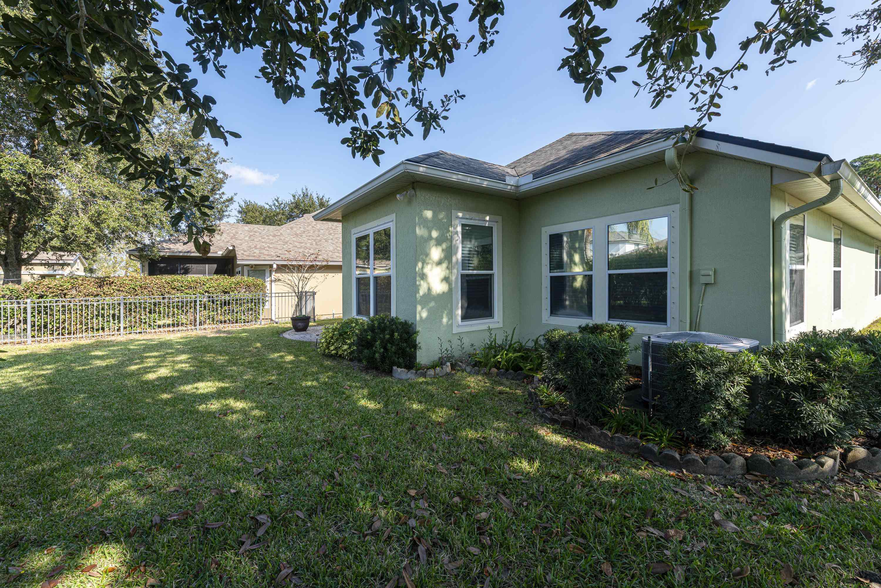 Image 33 of 38 For 73 Durango Drive