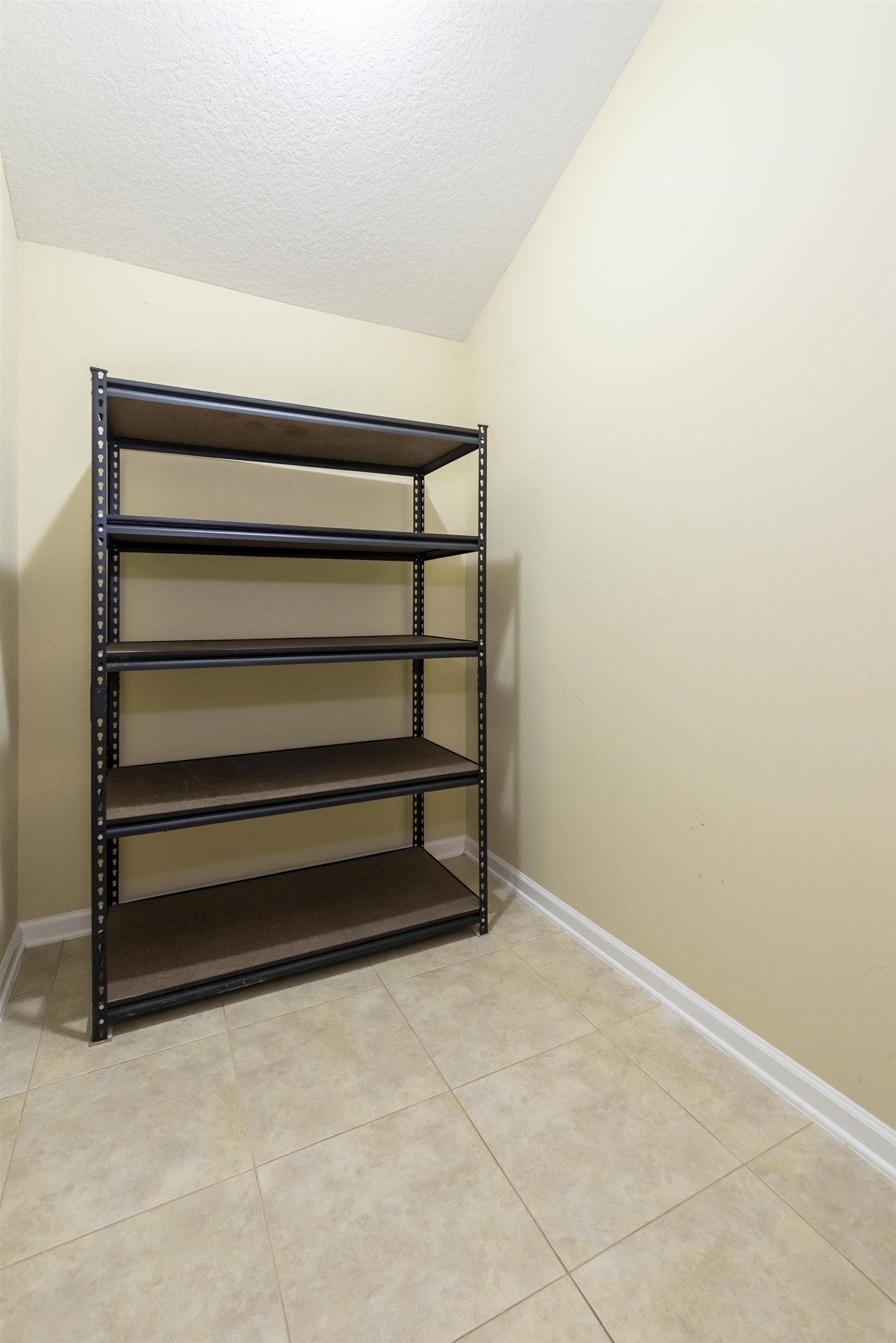 Image 4 of 38 For 73 Durango Drive