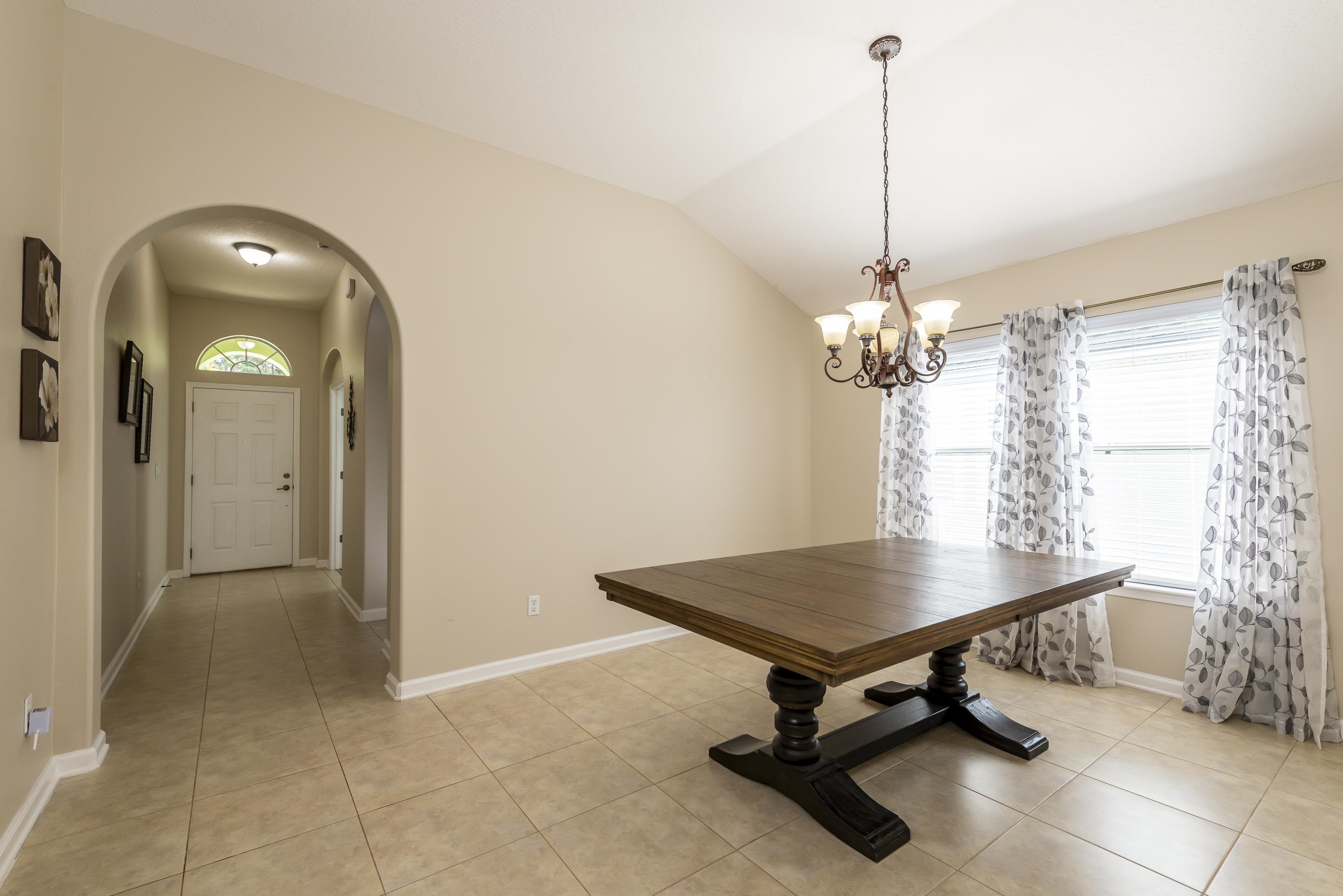 Image 5 of 38 For 73 Durango Drive