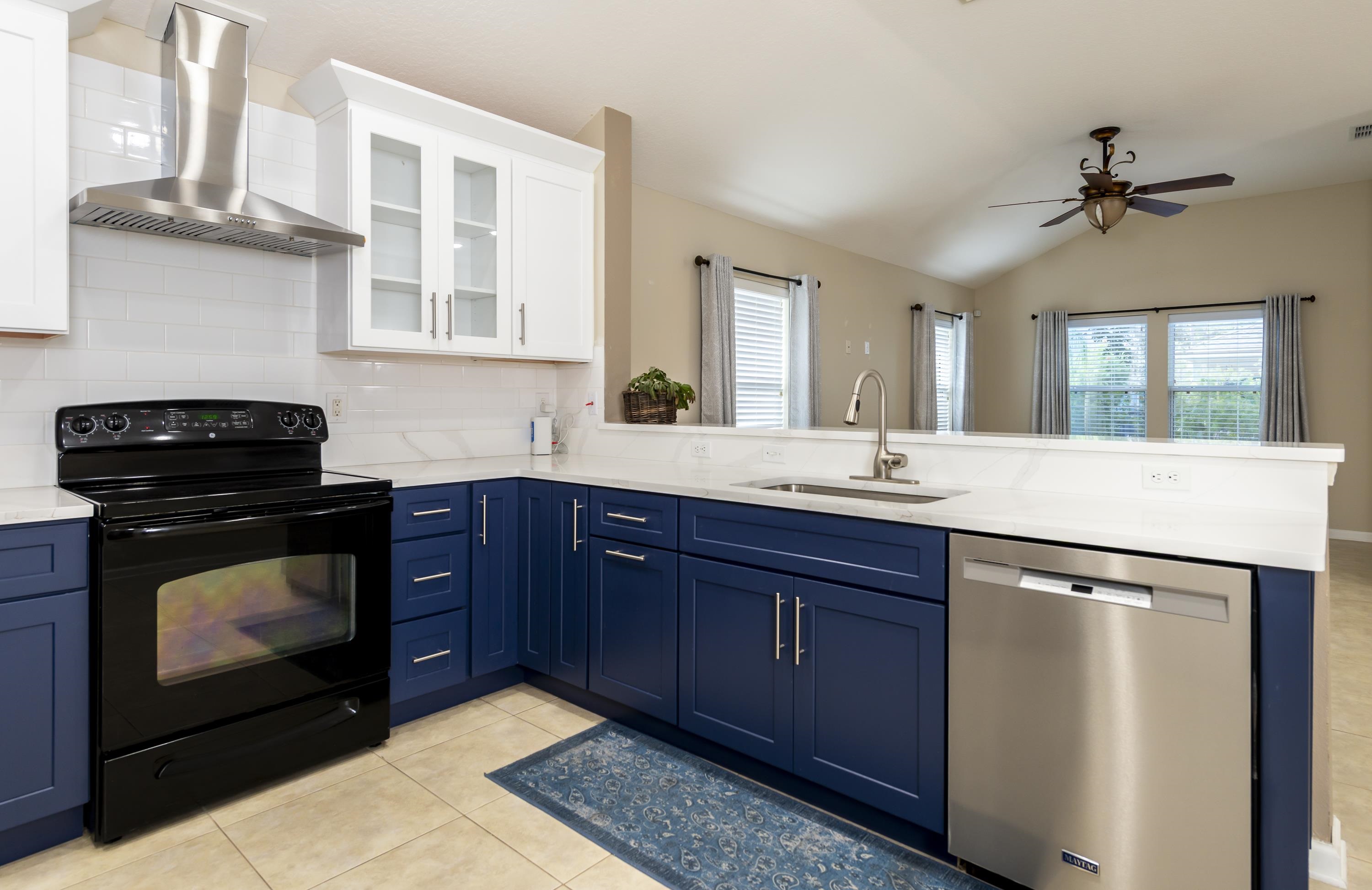 Image 9 of 38 For 73 Durango Drive