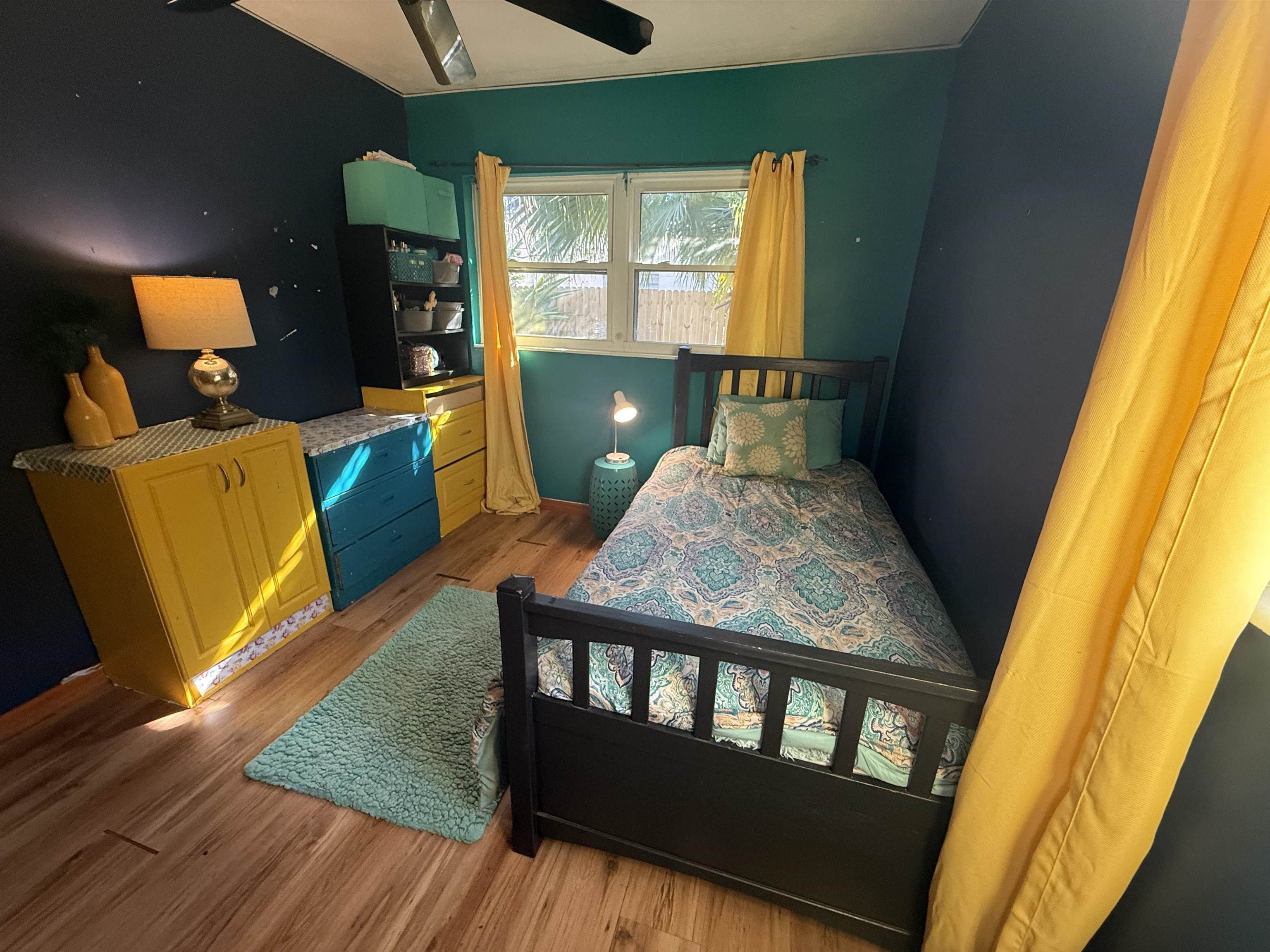 Image 22 of 34 For 300 Westover Circle