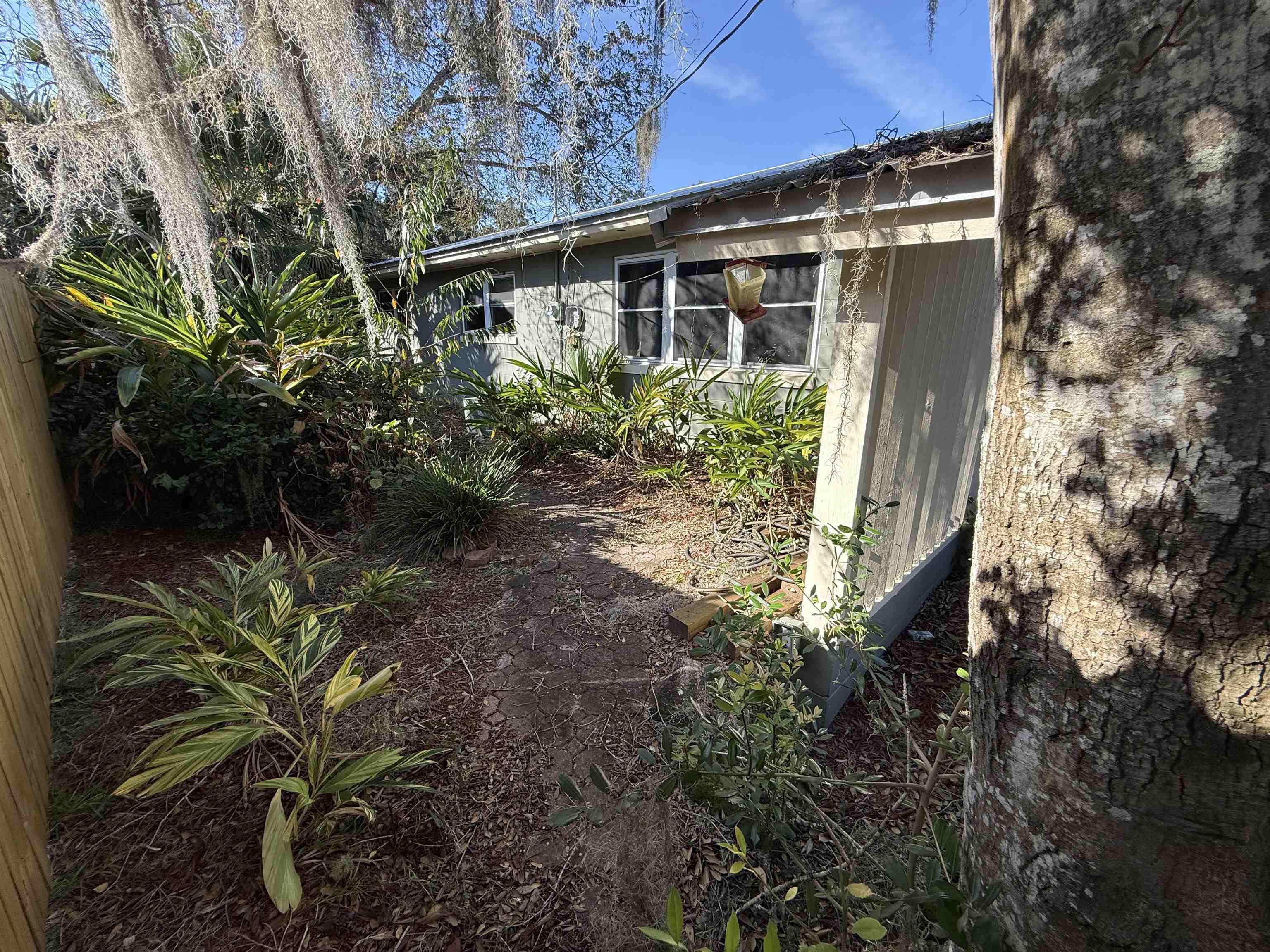 Image 30 of 34 For 300 Westover Circle