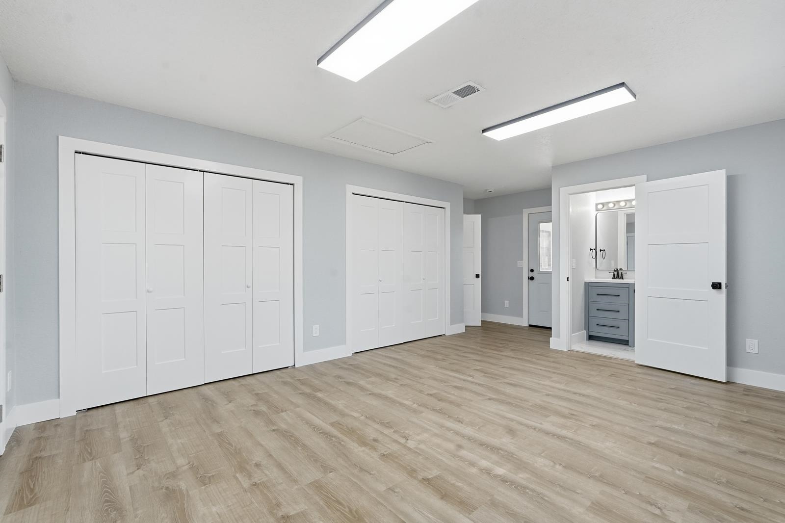 Image 24 of 49 For 341 Alabama Ave