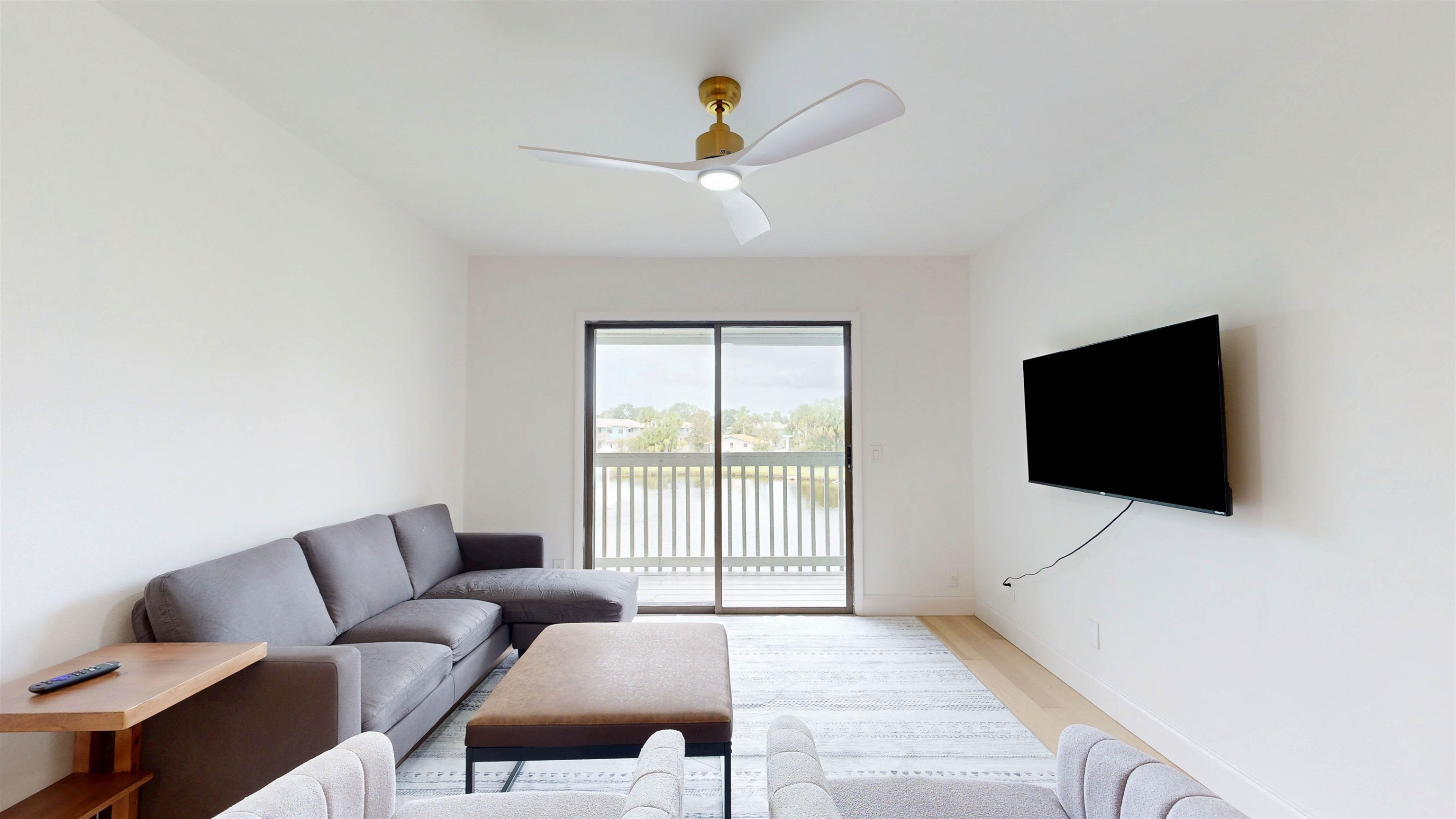 Image 10 of 38 For 650 Pope Rd #218 W 218