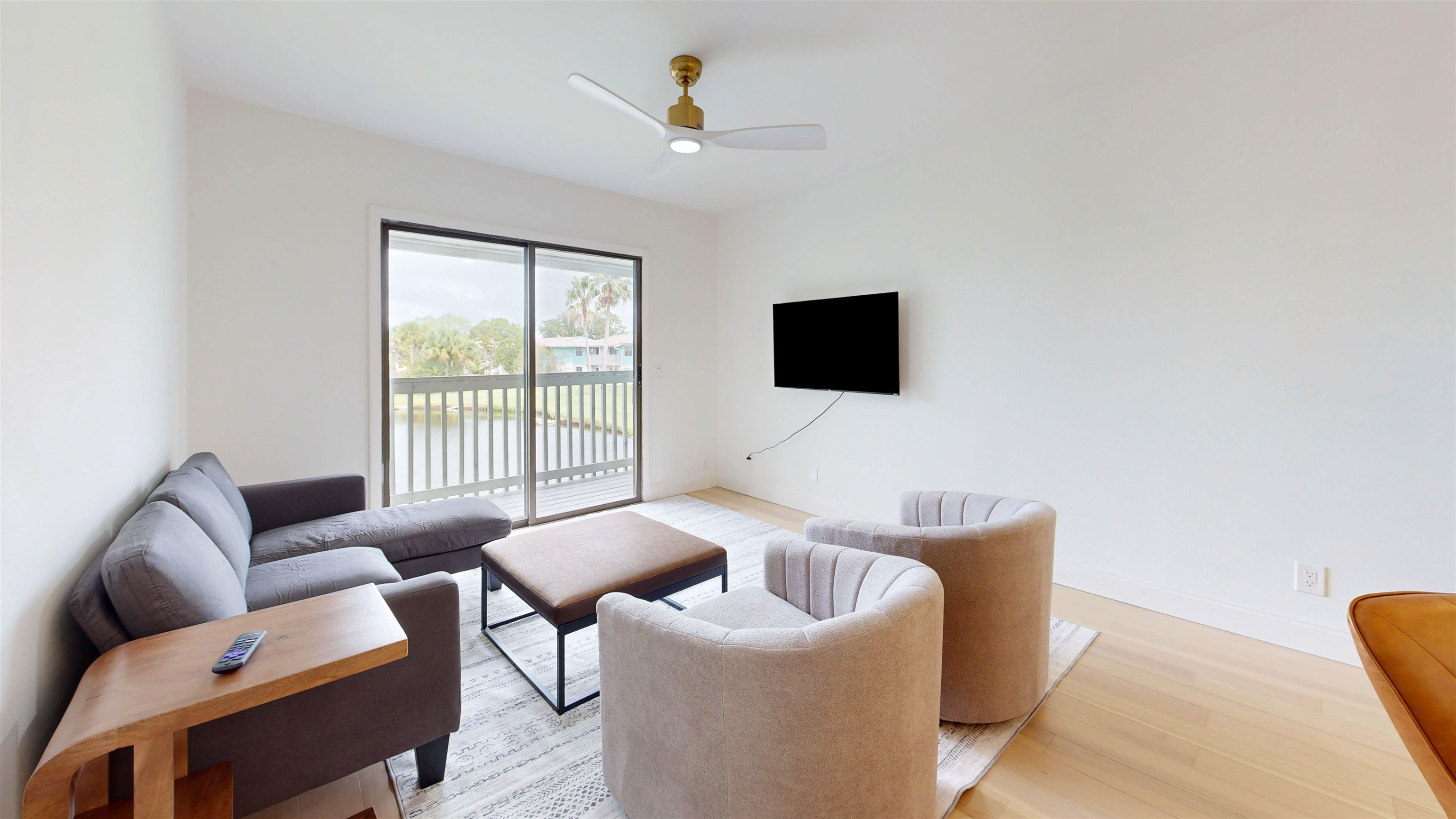 Image 14 of 38 For 650 Pope Rd #218 W 218