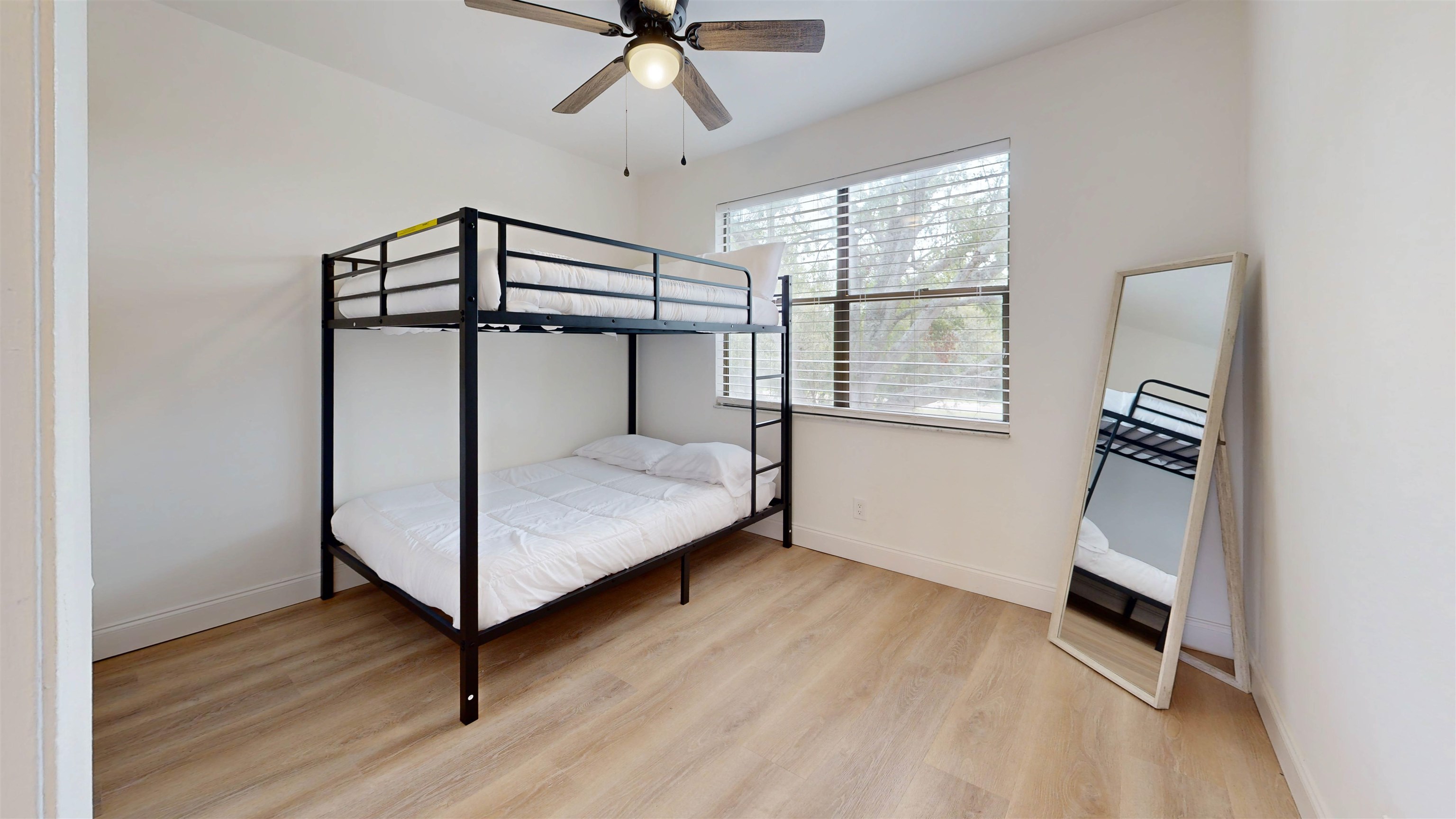 Image 27 of 38 For 650 Pope Rd #218 W 218