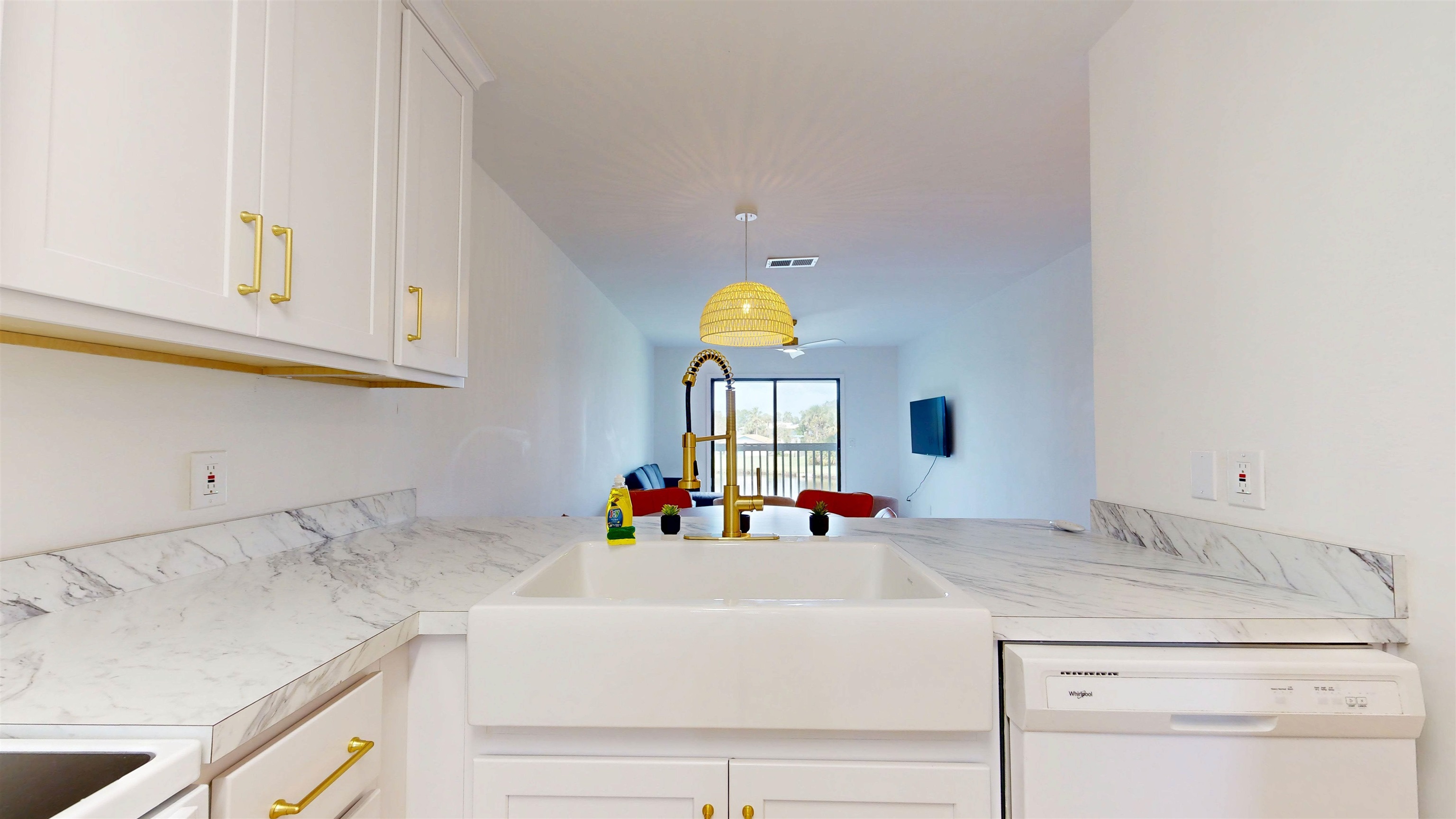 Image 6 of 38 For 650 Pope Rd #218 W 218