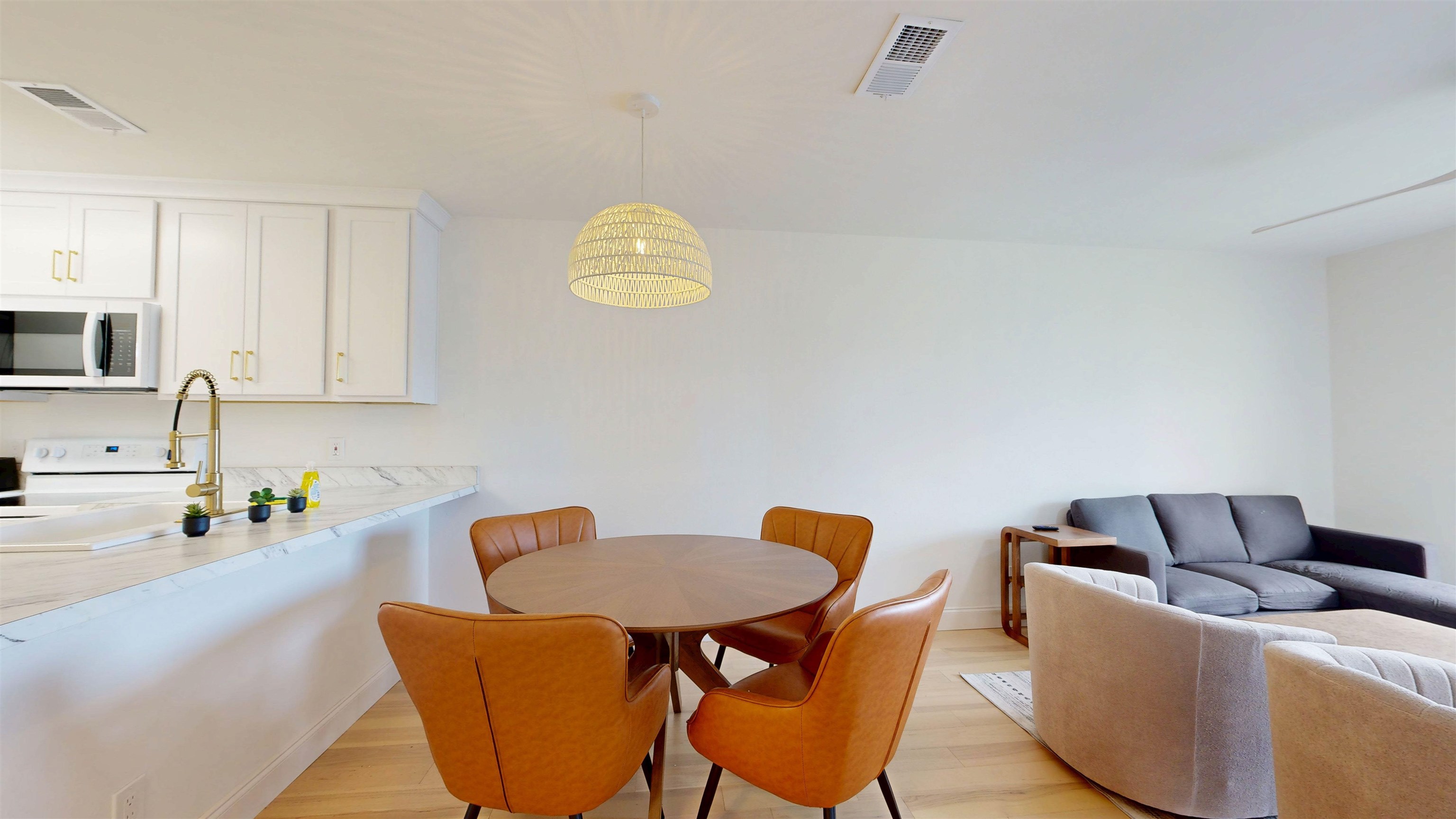 Image 9 of 38 For 650 Pope Rd #218 W 218