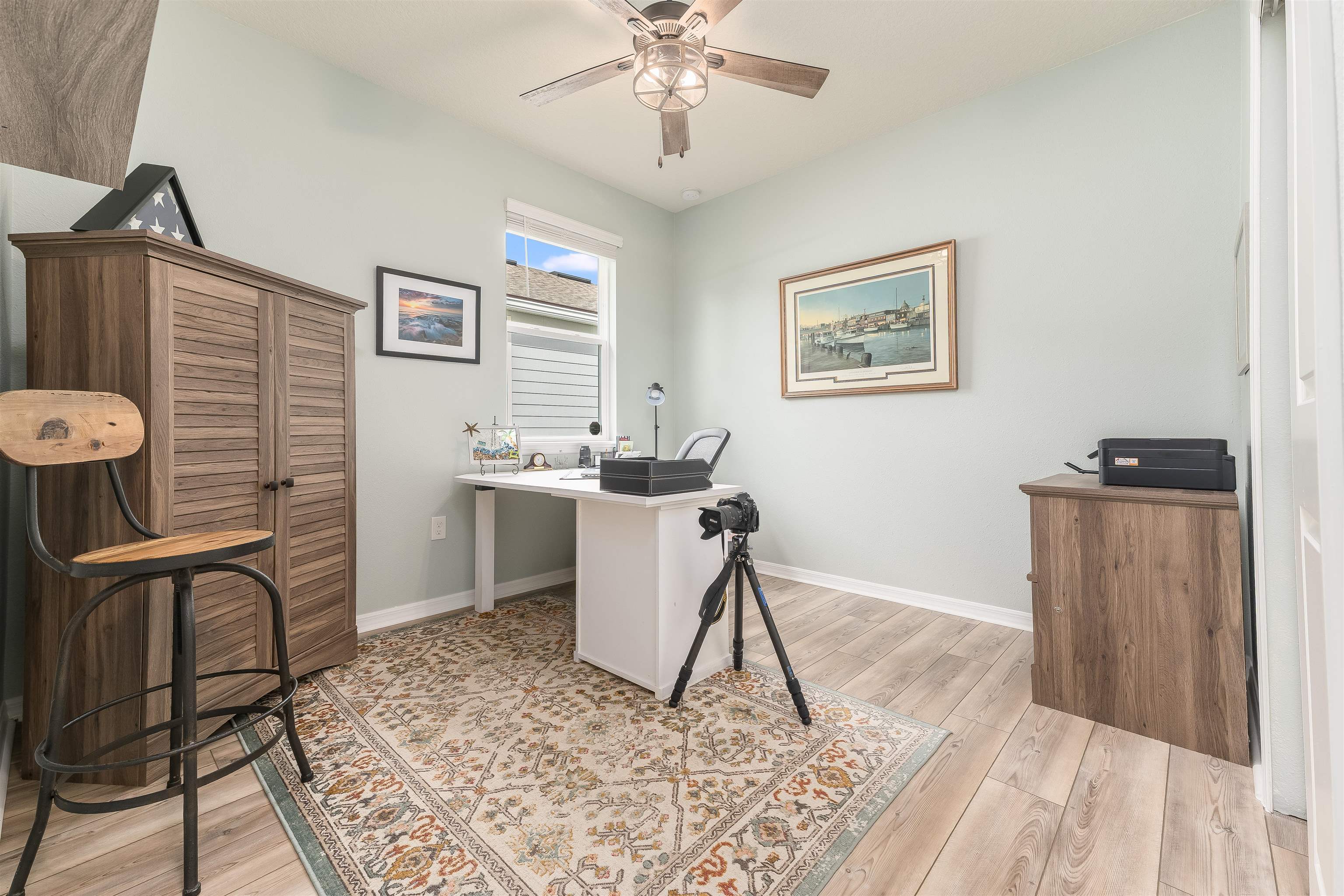 Image 20 of 41 For 760 La Mancha Dr