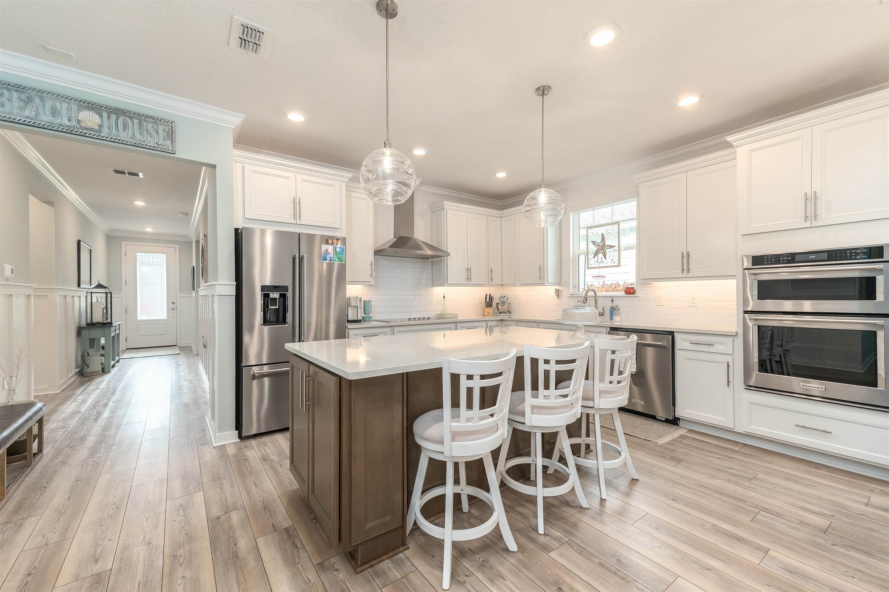 Image 5 of 41 For 760 La Mancha Dr