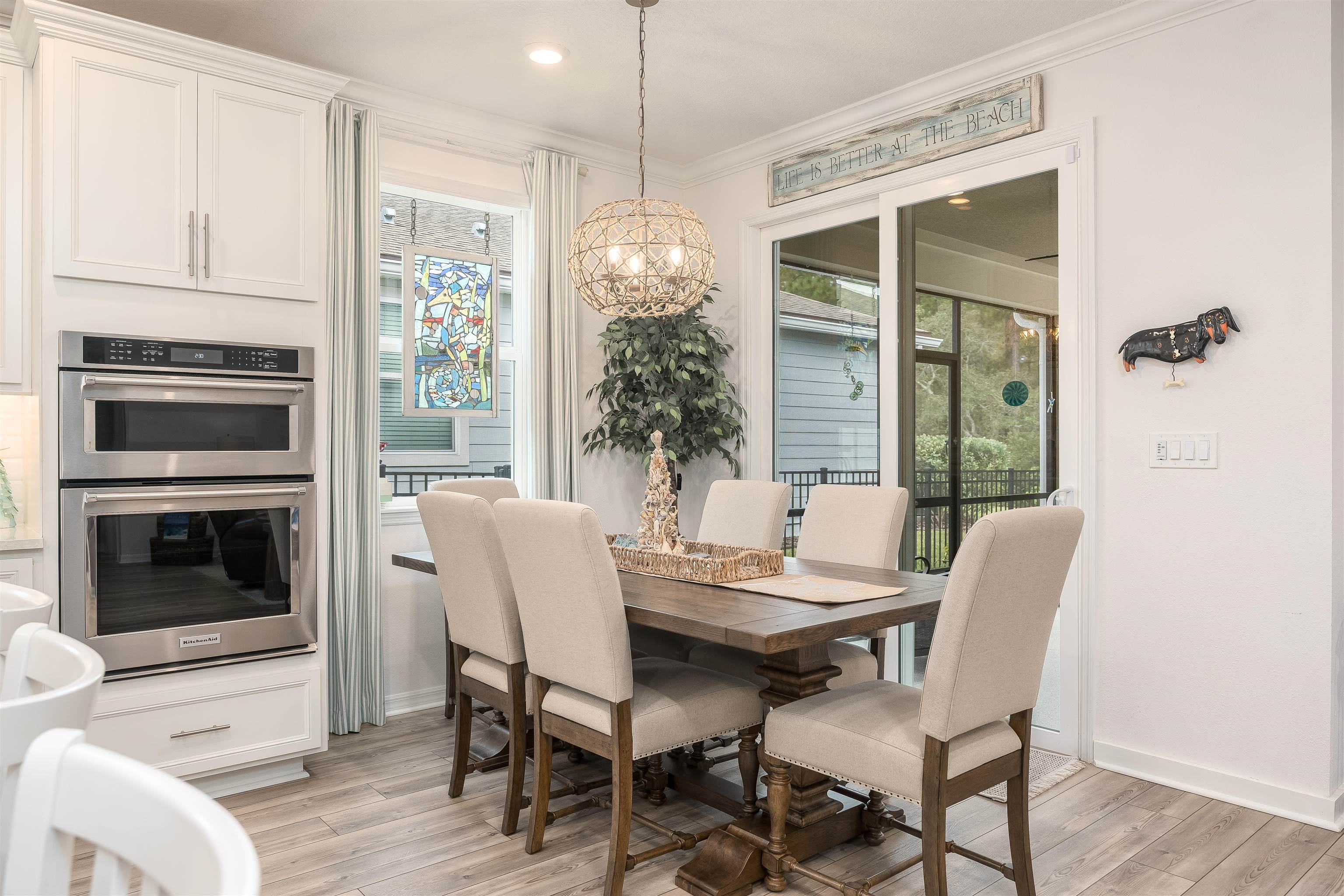 Image 9 of 41 For 760 La Mancha Dr