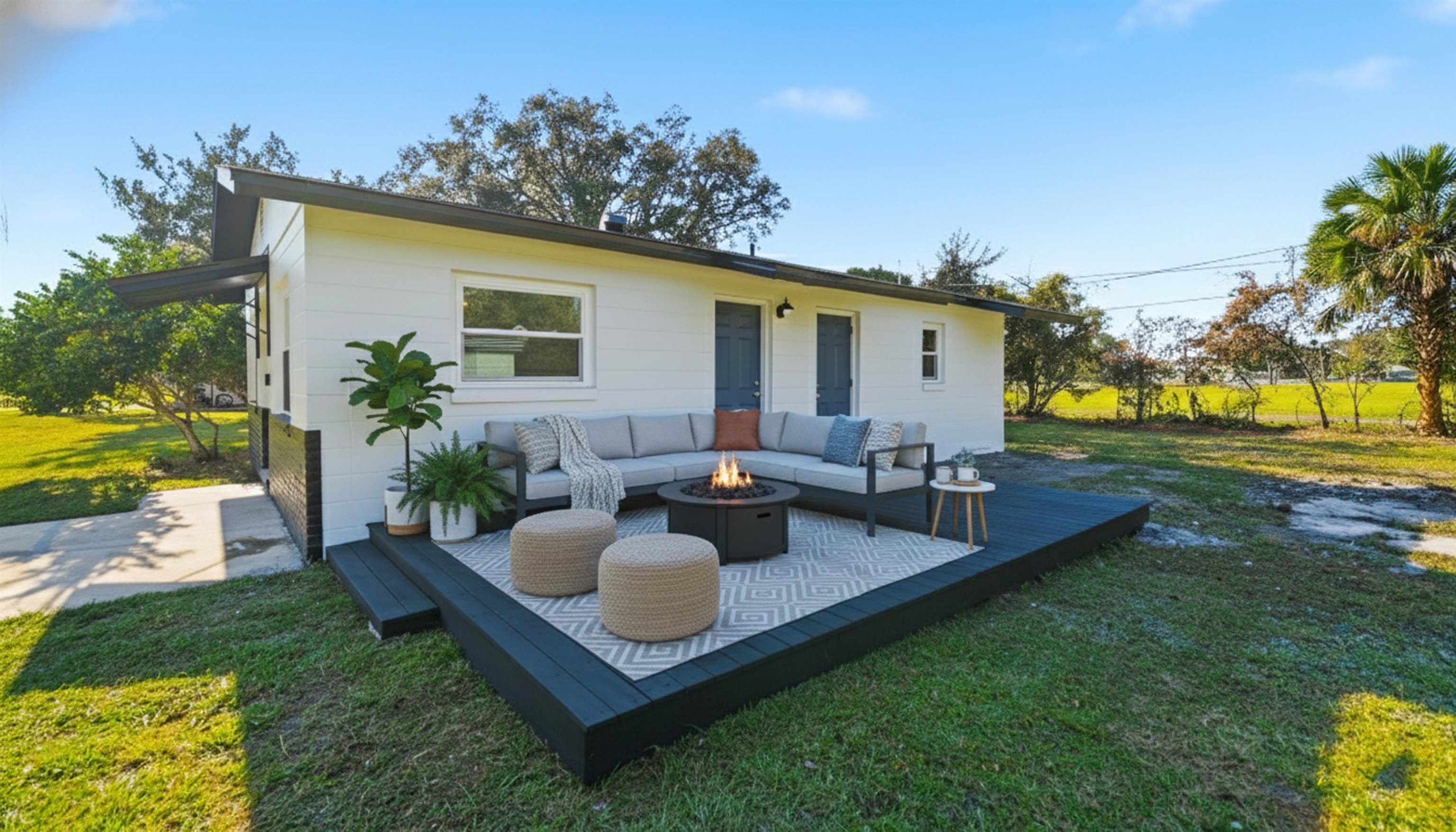 Image 22 of 32 For 811 Hymon Cir