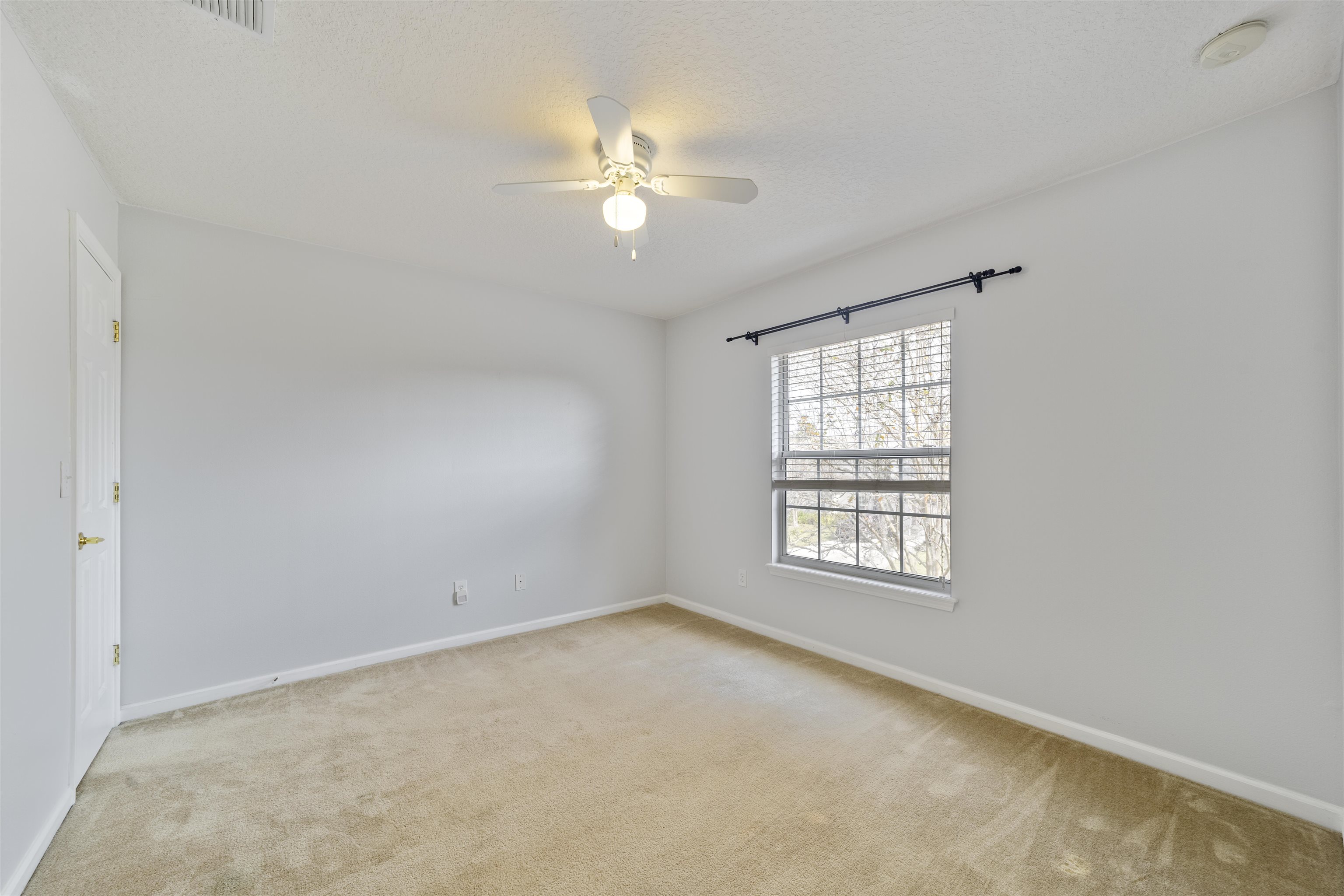 Image 30 of 35 For 276 Wooded Crossing Circle