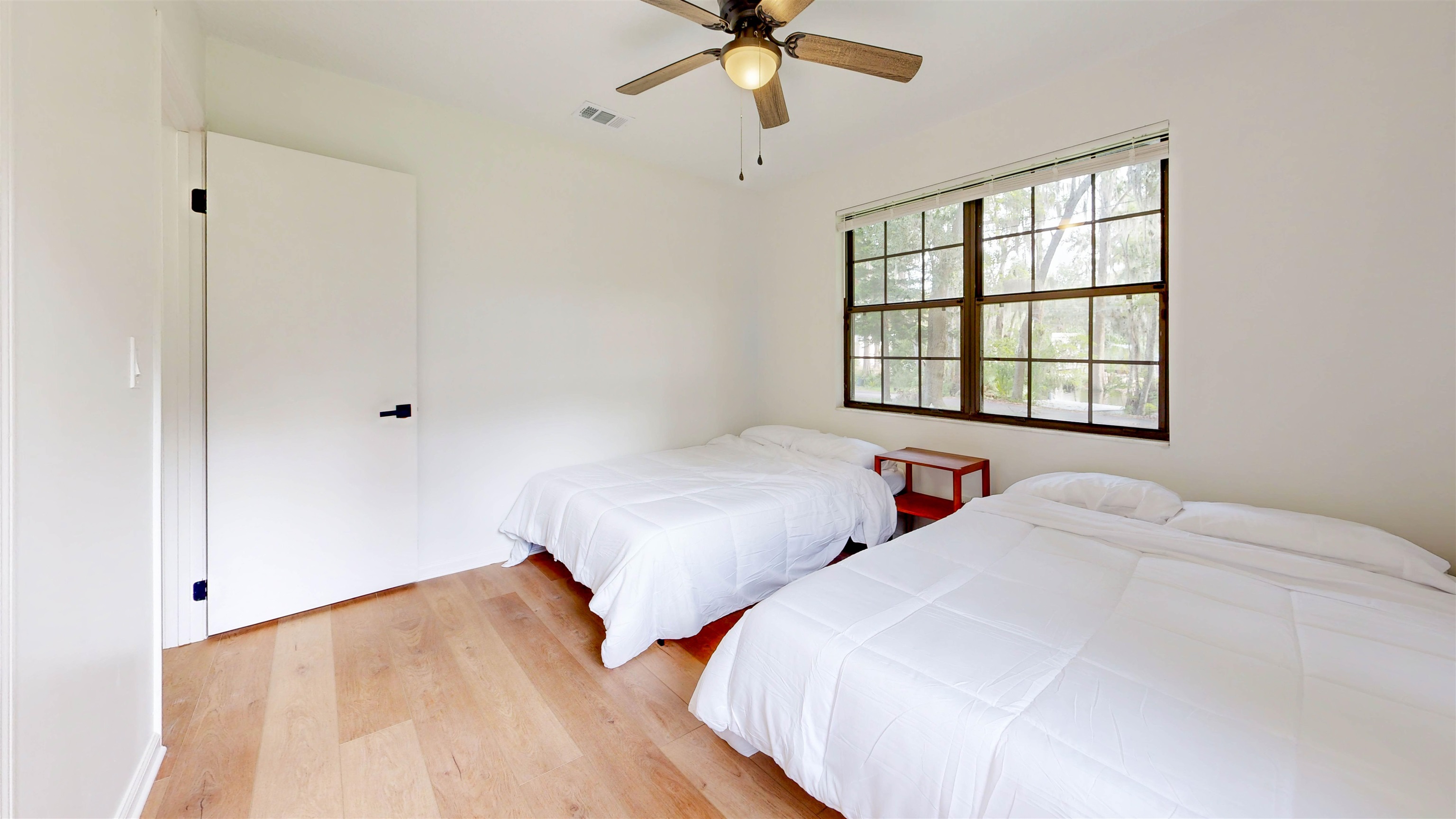 Image 23 of 49 For 10115 County Road 13