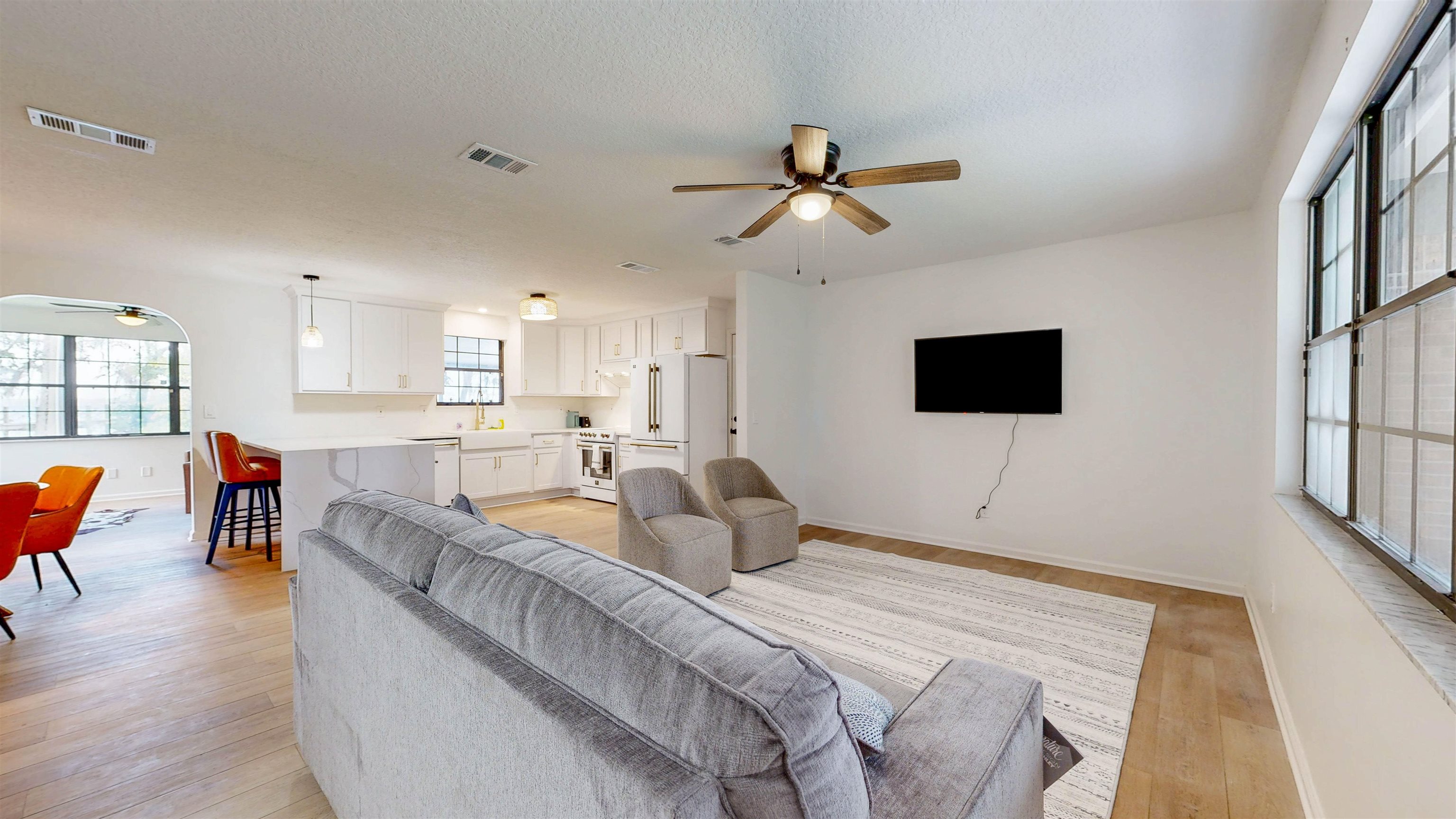 Image 3 of 49 For 10115 County Road 13