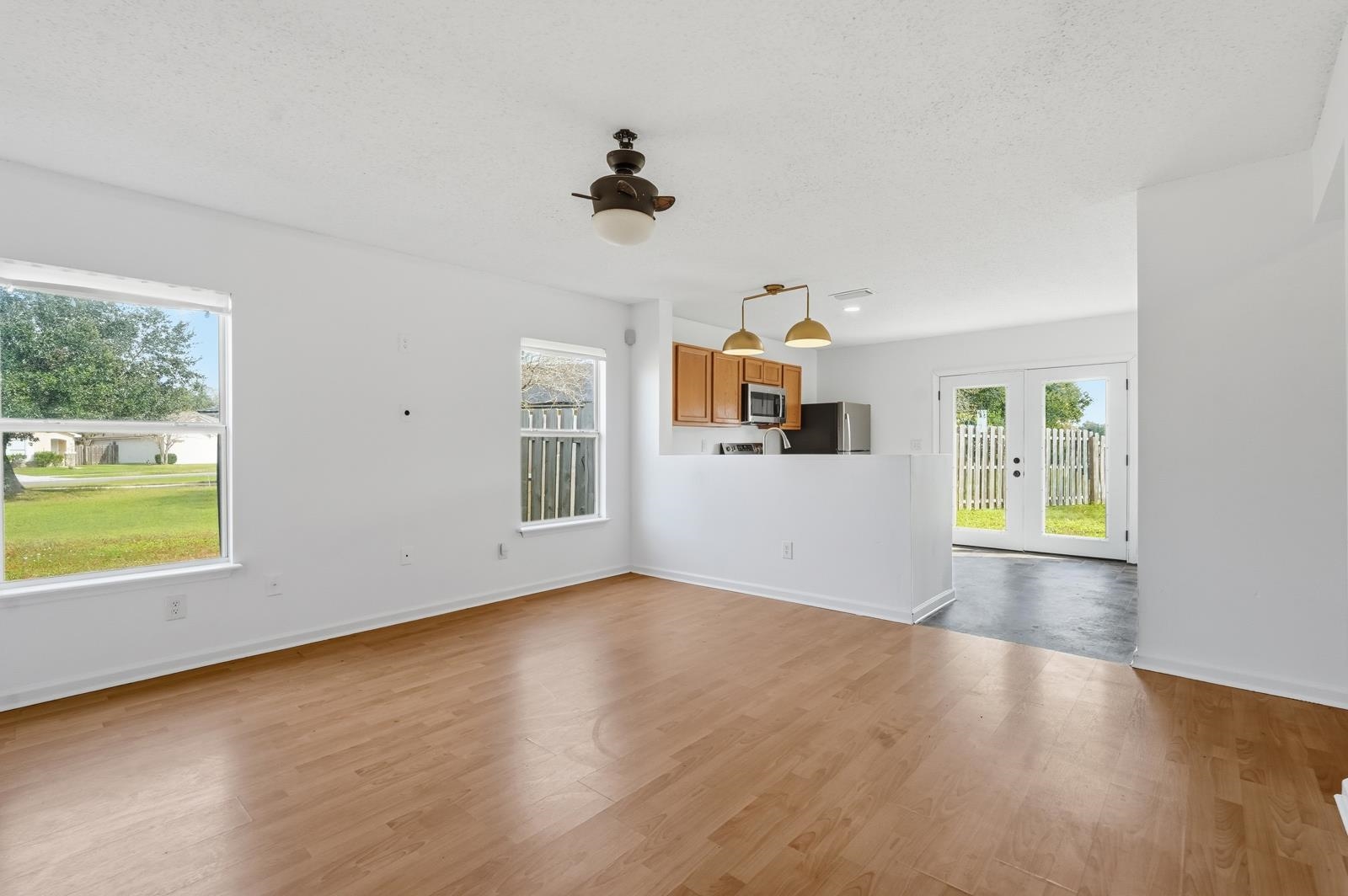 Image 12 of 40 For 907 Wynfield Cir