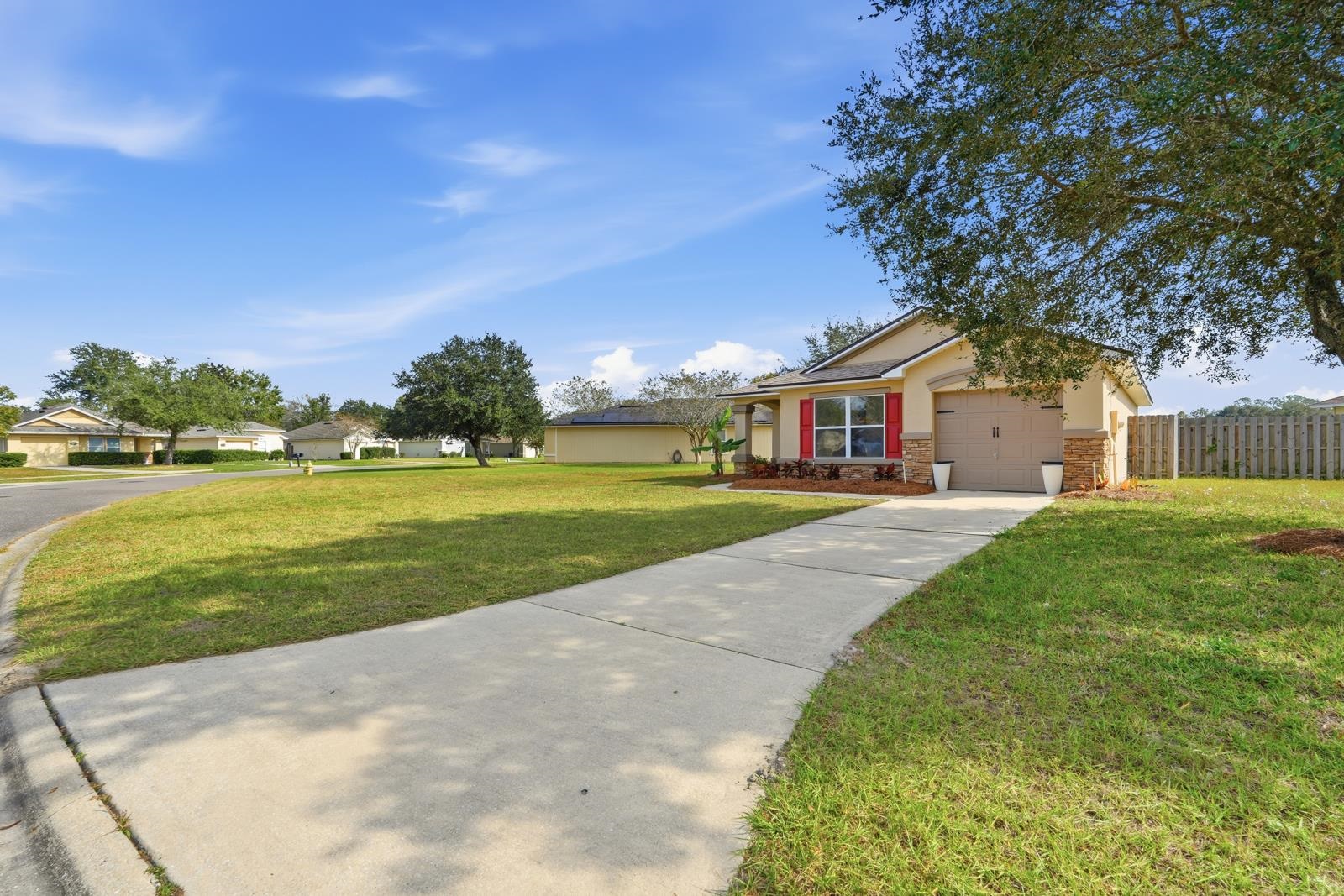 Image 7 of 40 For 907 Wynfield Cir