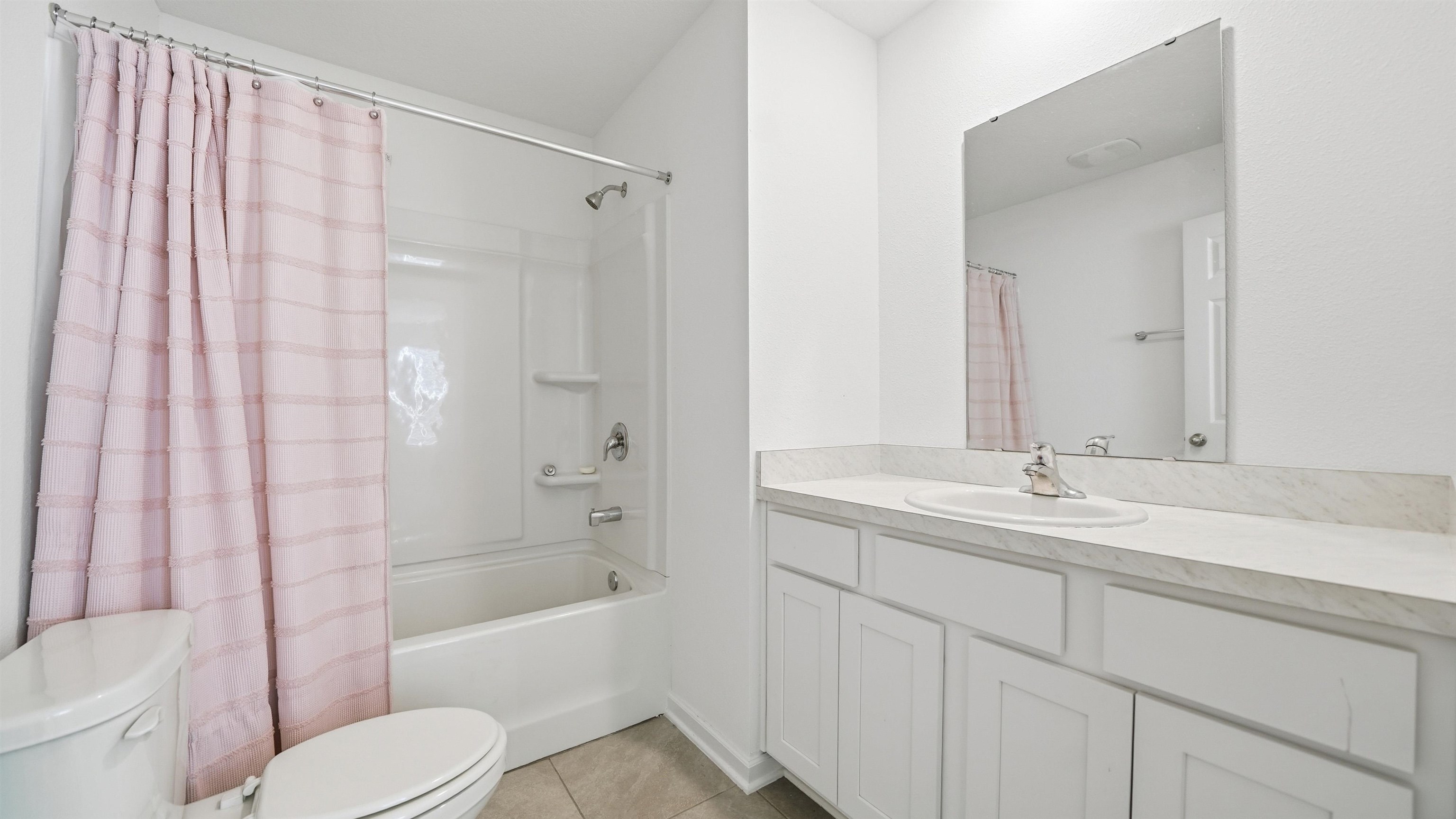 Image 25 of 39 For 180 Stonegate Ave