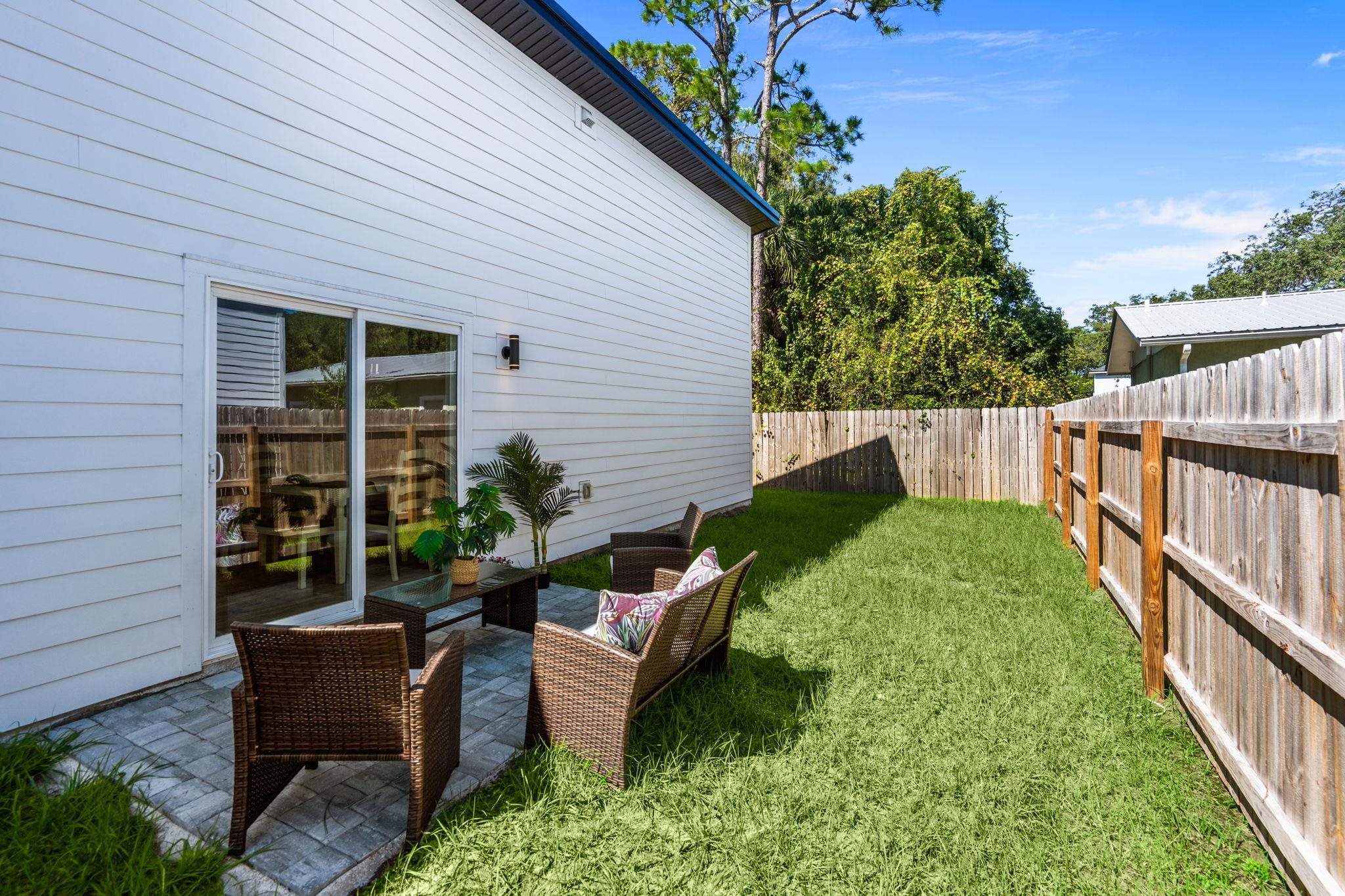 Image 26 of 31 For 804 9th Street W