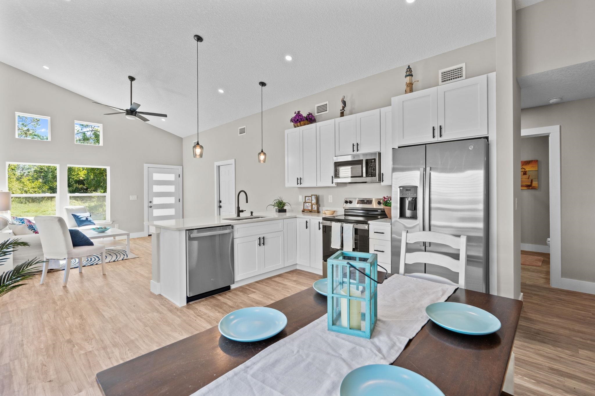 Image 9 of 31 For 804 9th Street W