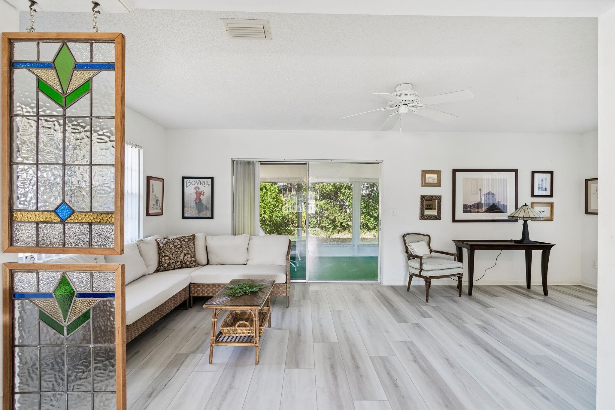 Image 28 of 91 For 398 Madruga Ave