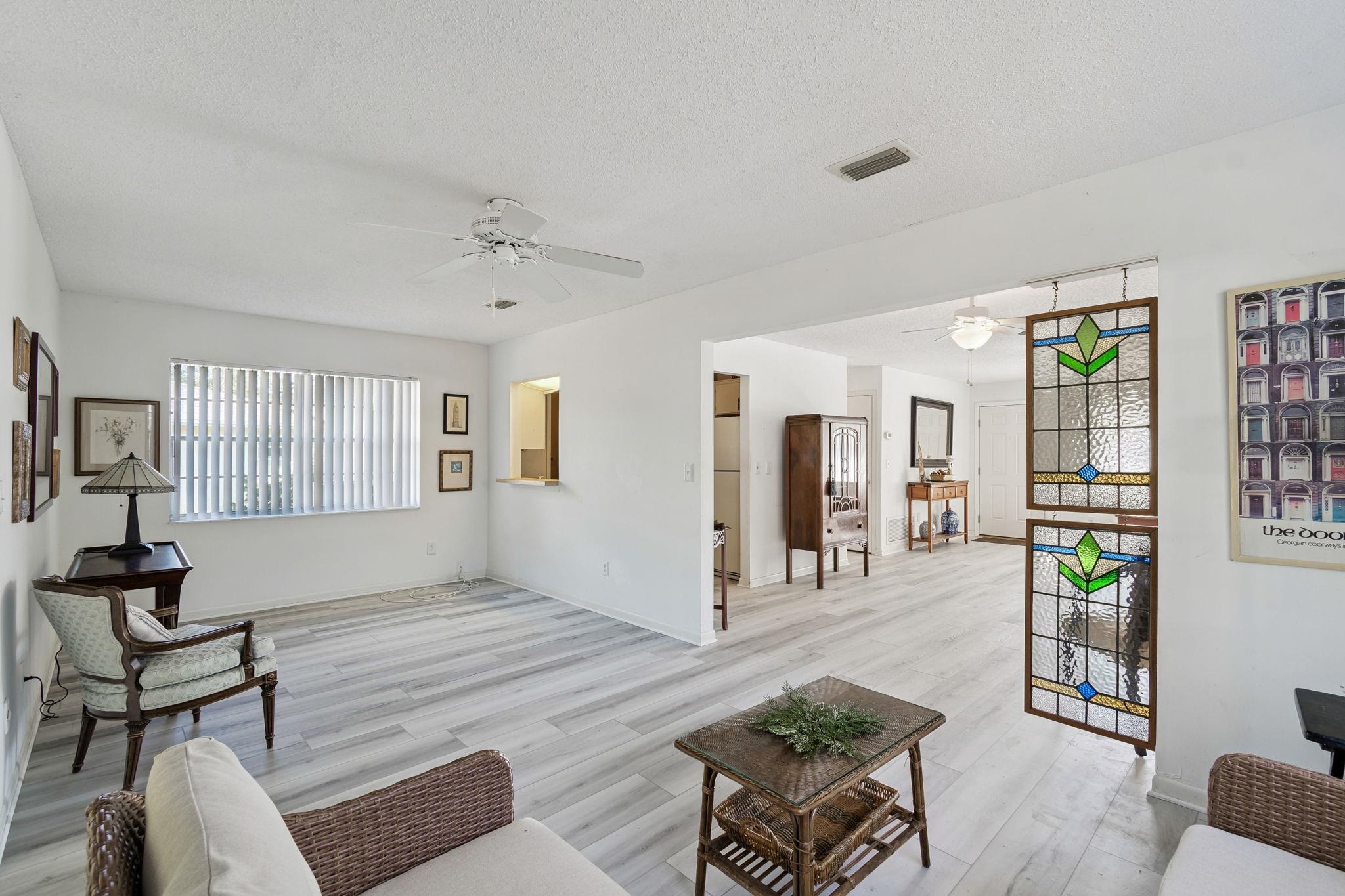 Image 32 of 91 For 398 Madruga Ave