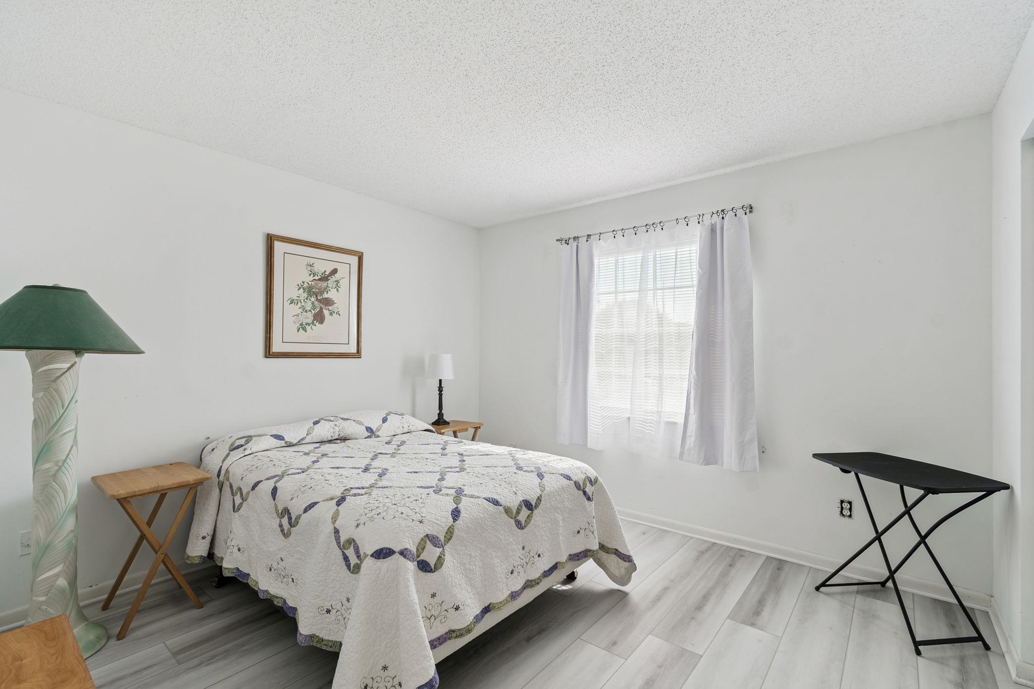 Image 40 of 91 For 398 Madruga Ave