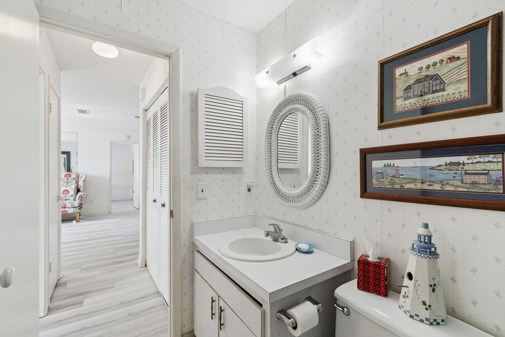 Image 47 of 91 For 398 Madruga Ave