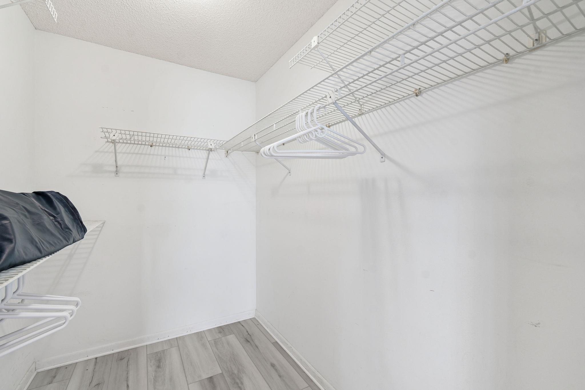 Image 53 of 91 For 398 Madruga Ave