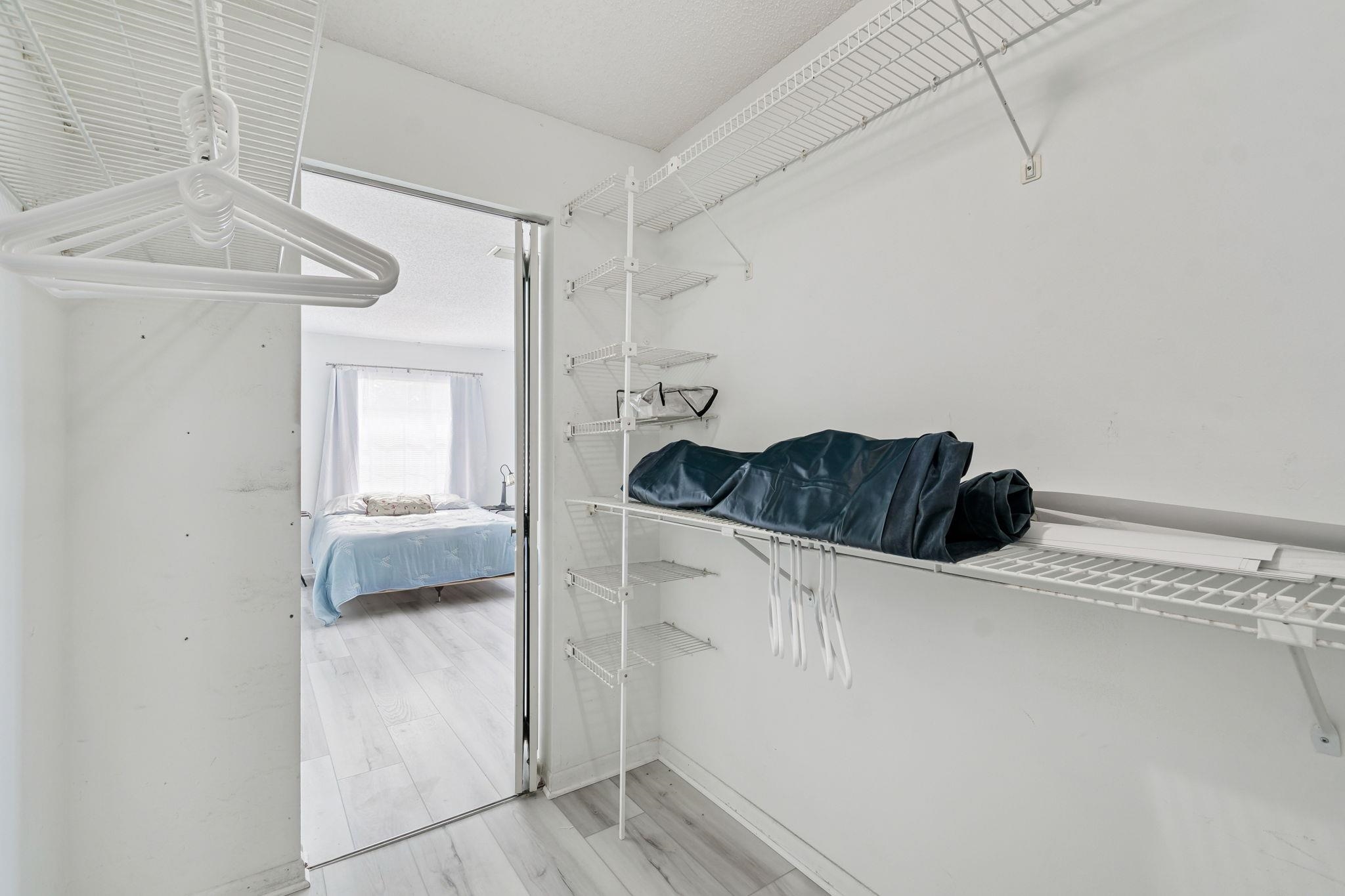 Image 54 of 91 For 398 Madruga Ave