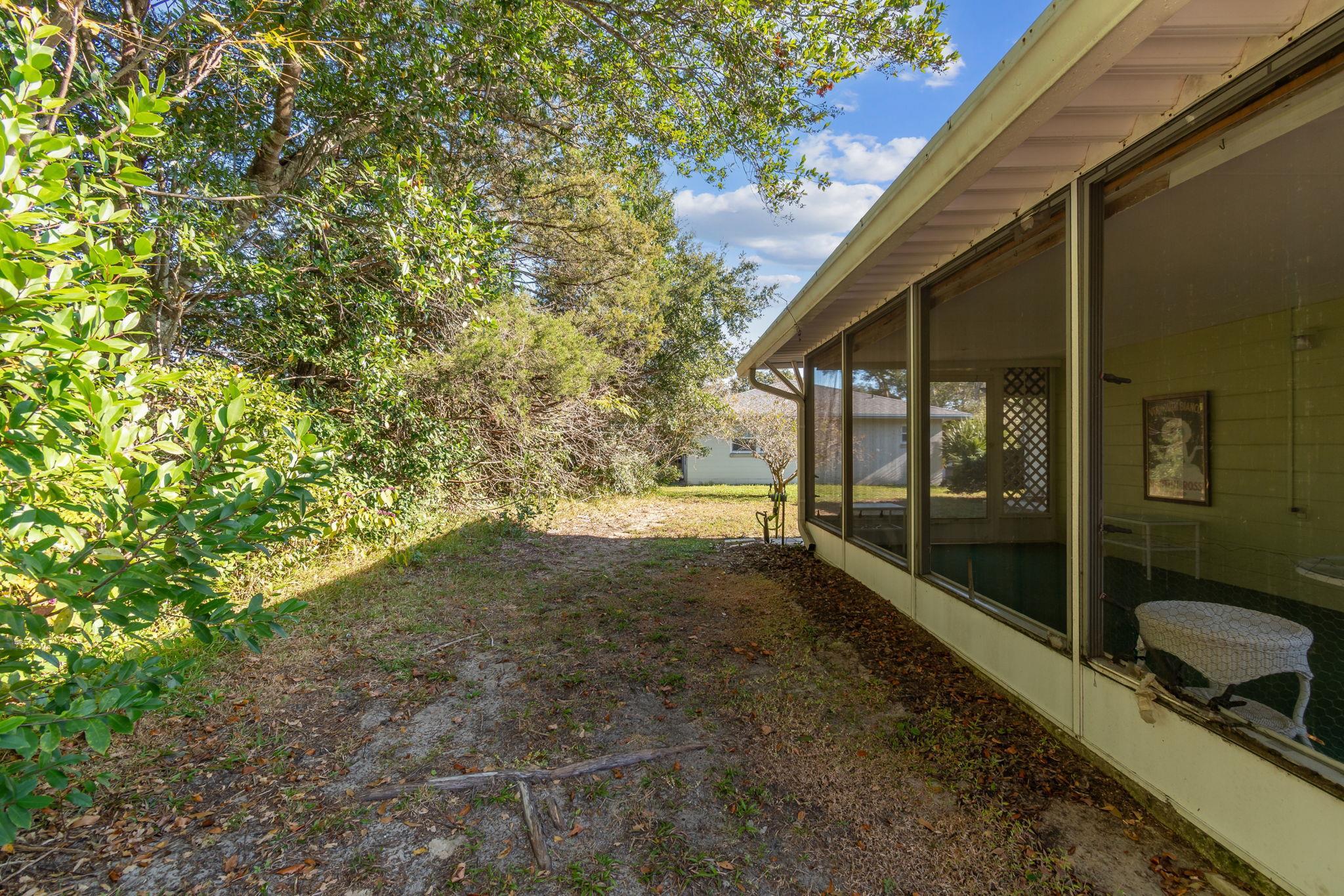 Image 71 of 91 For 398 Madruga Ave