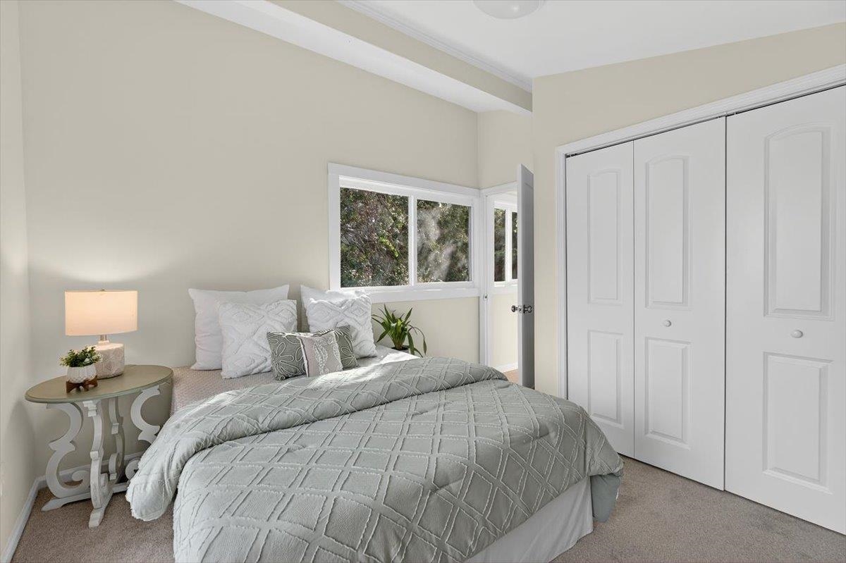 Image 25 of 73 For 6 Manatee Ct