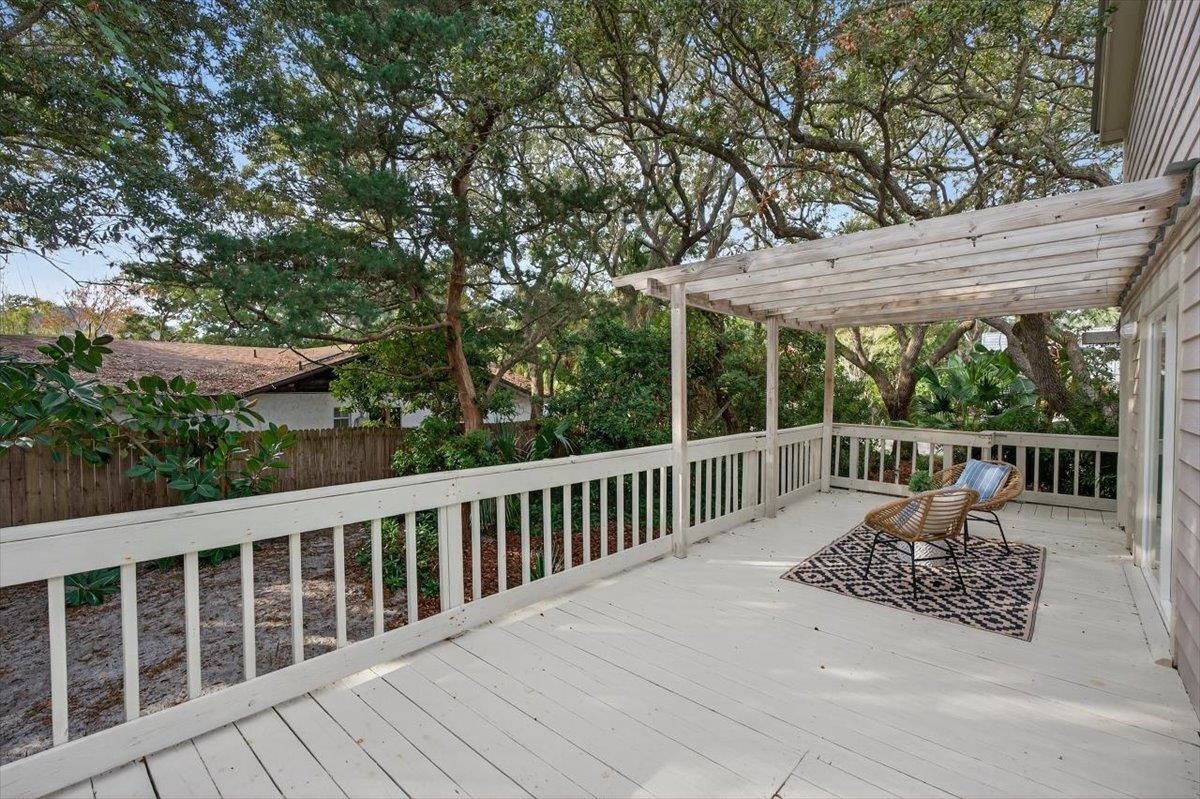 Image 32 of 73 For 6 Manatee Ct