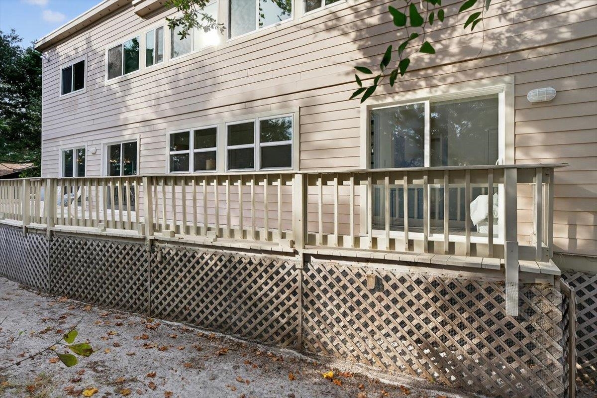 Image 33 of 73 For 6 Manatee Ct