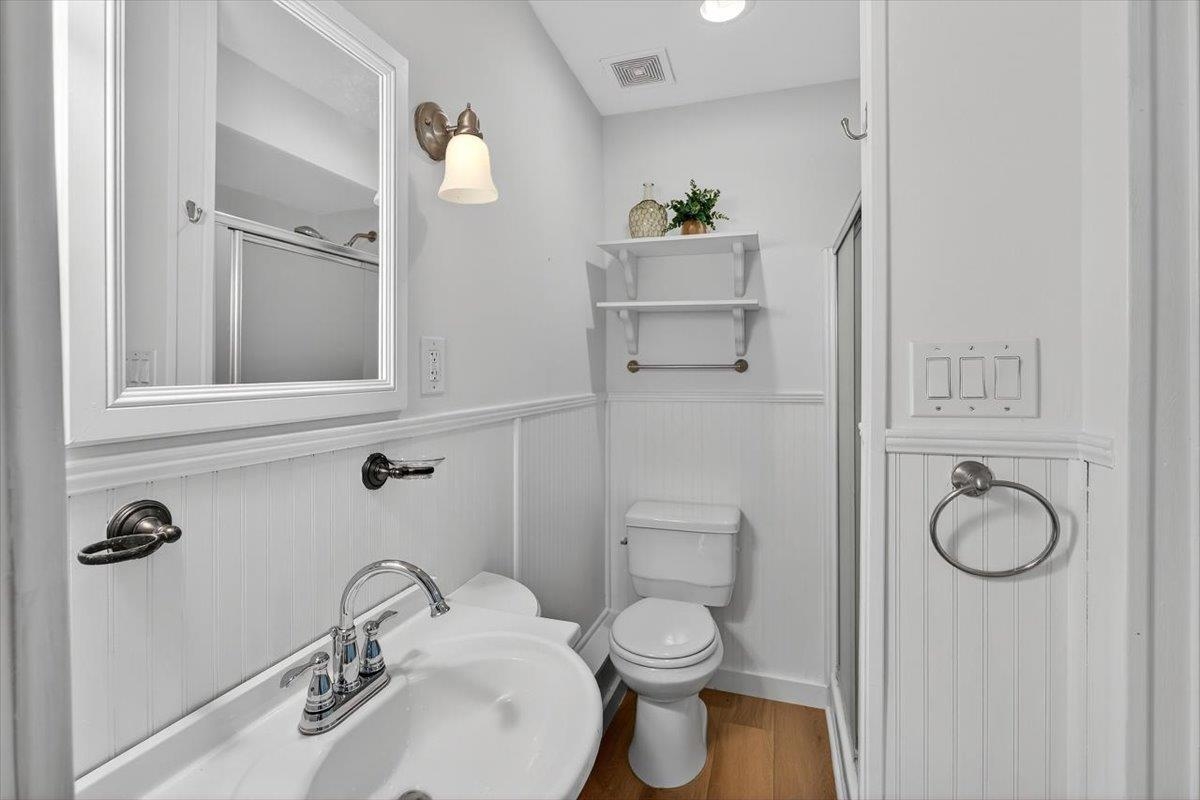 Image 41 of 73 For 6 Manatee Ct