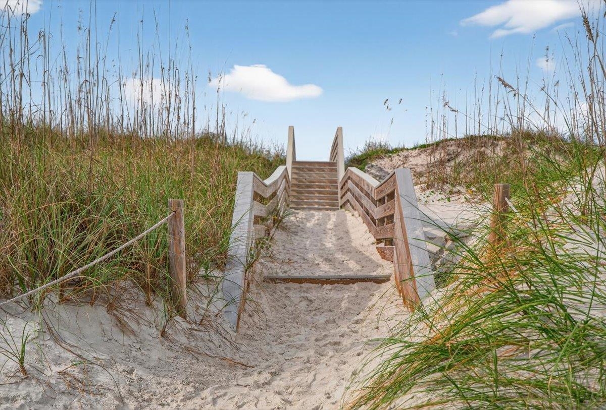 Image 62 of 73 For 6 Manatee Ct