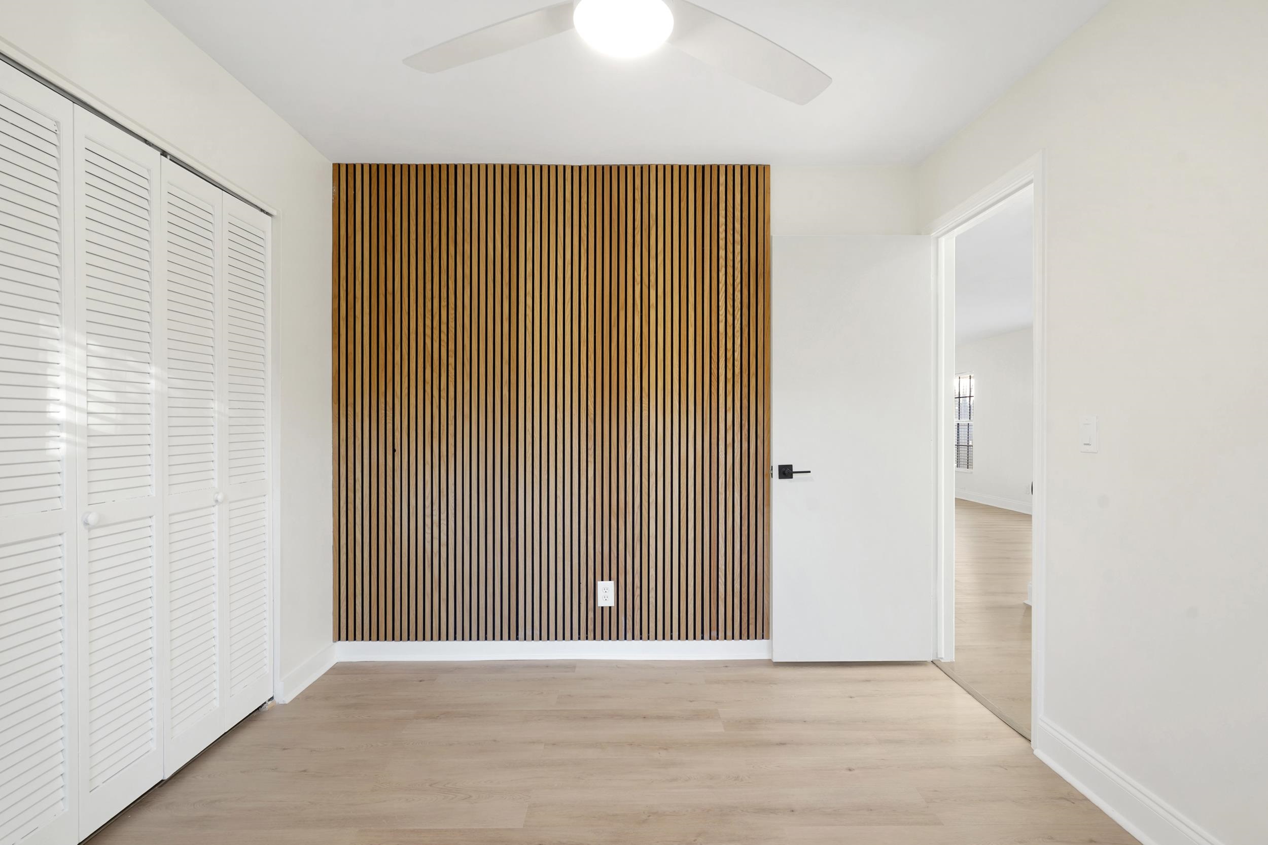 Image 23 of 37 For 42 Sailfish Dr