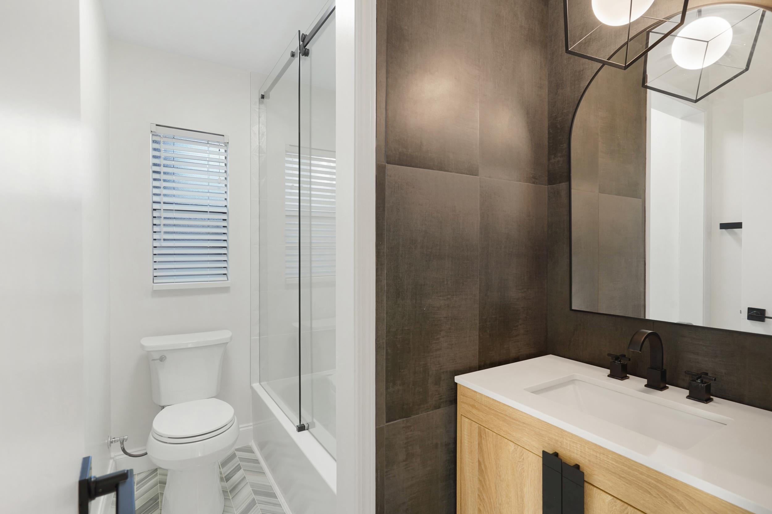 Image 24 of 37 For 42 Sailfish Dr