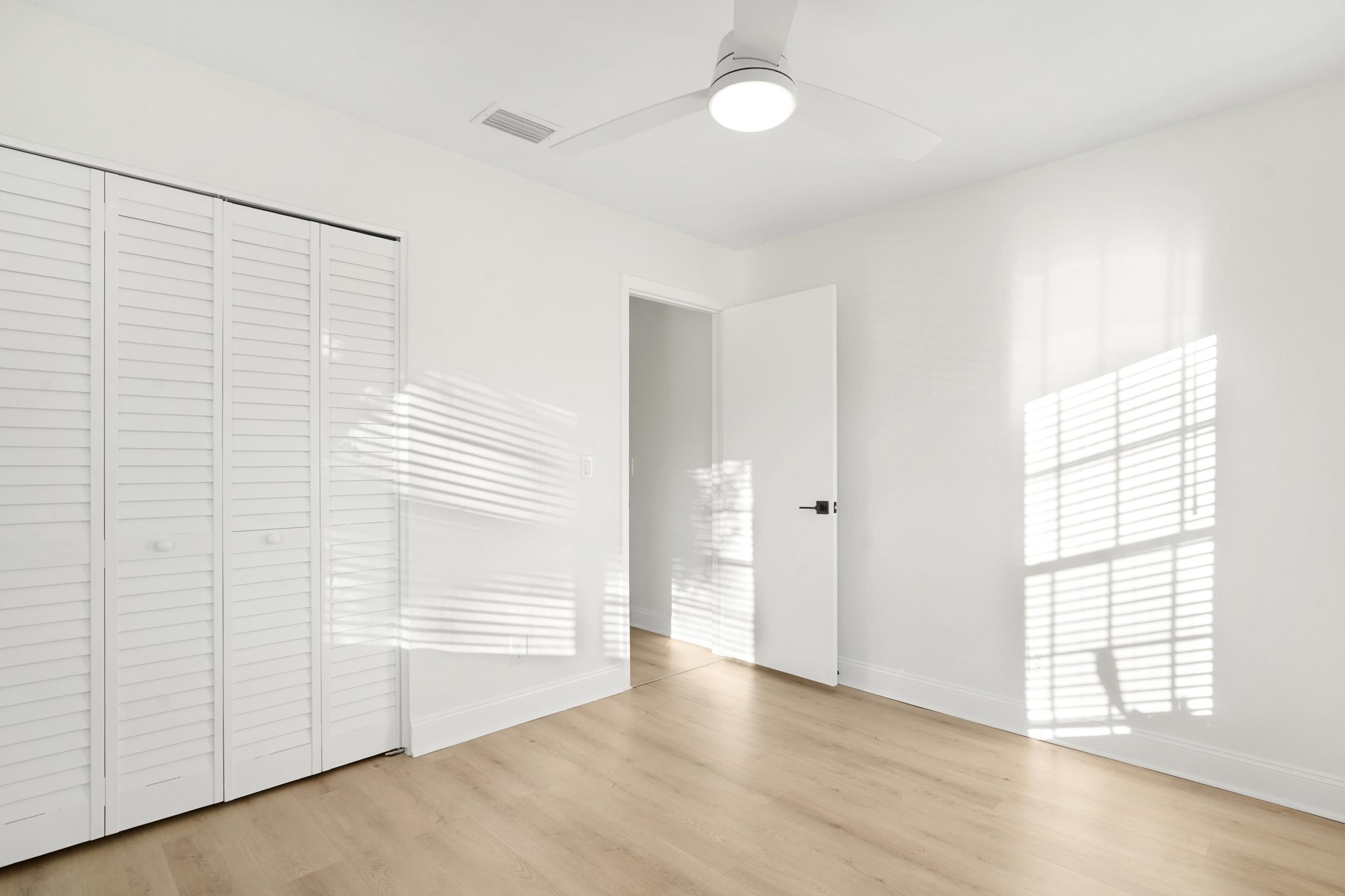 Image 26 of 37 For 42 Sailfish Dr