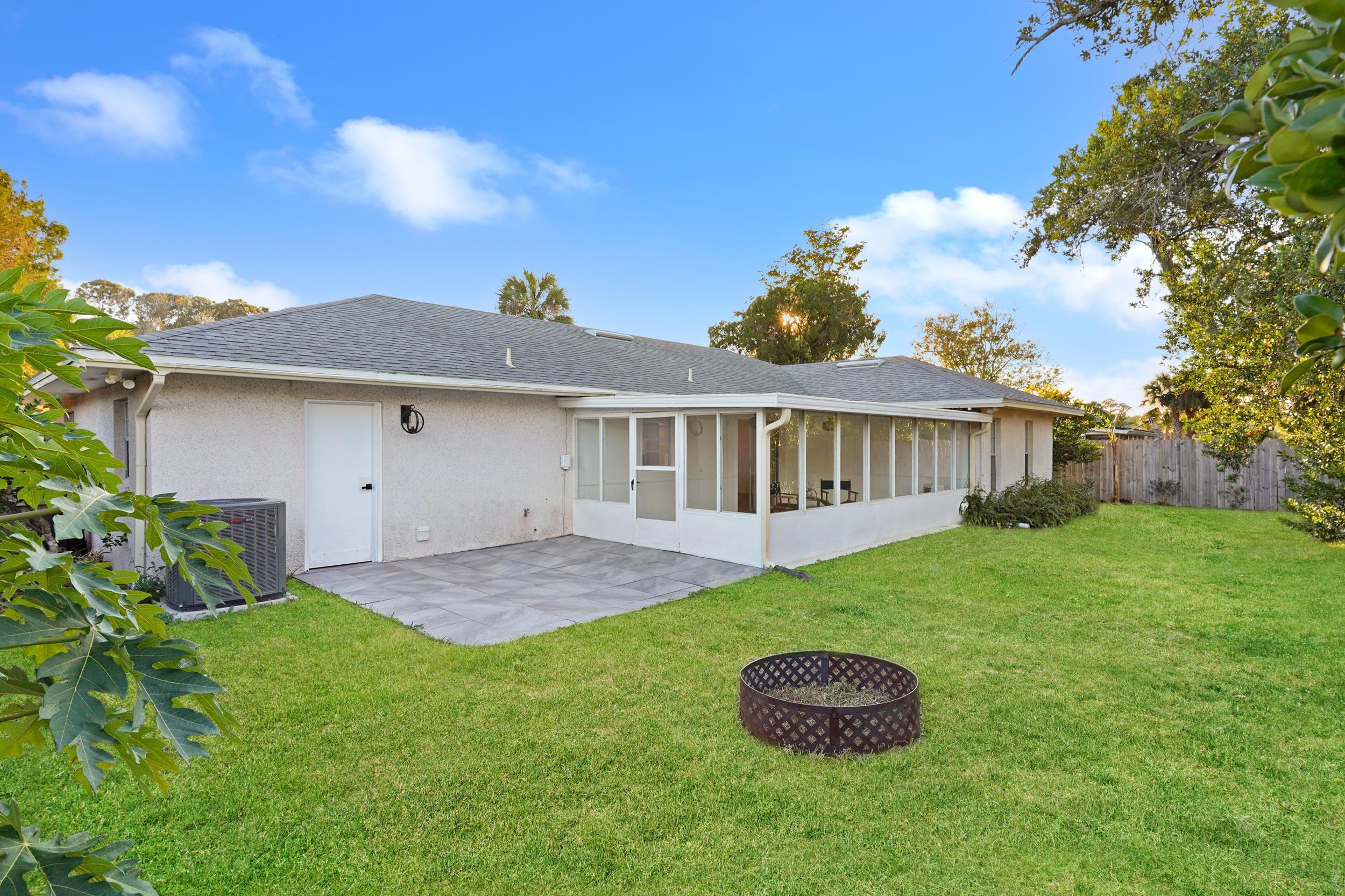 Image 31 of 37 For 42 Sailfish Dr