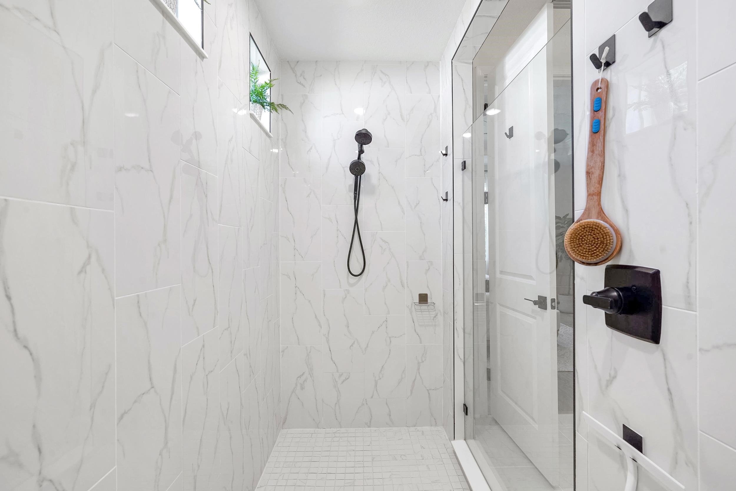 Image 29 of 50 For 87 Canterwood Pl