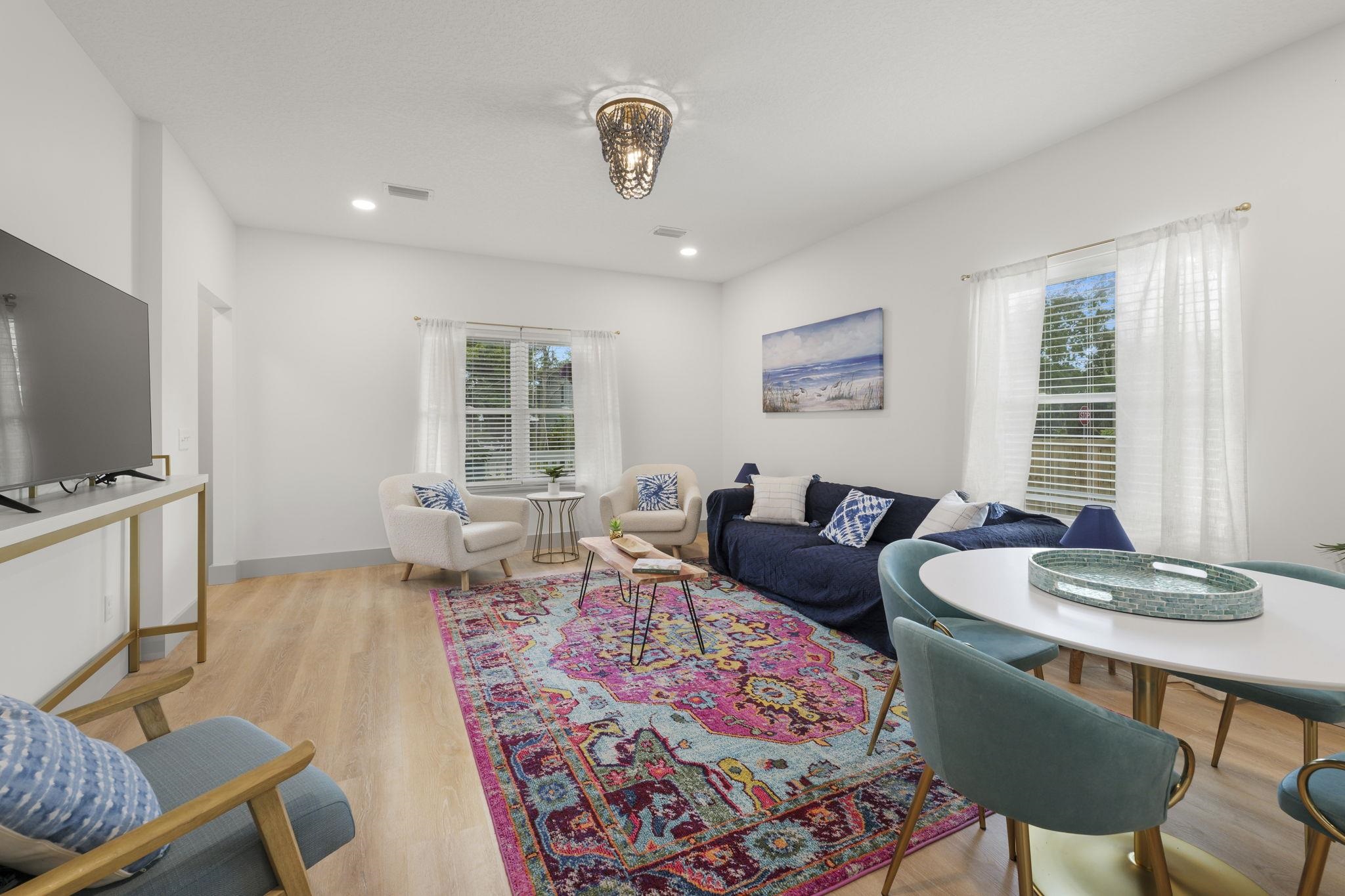 Image 16 of 43 For 160 Blanco St