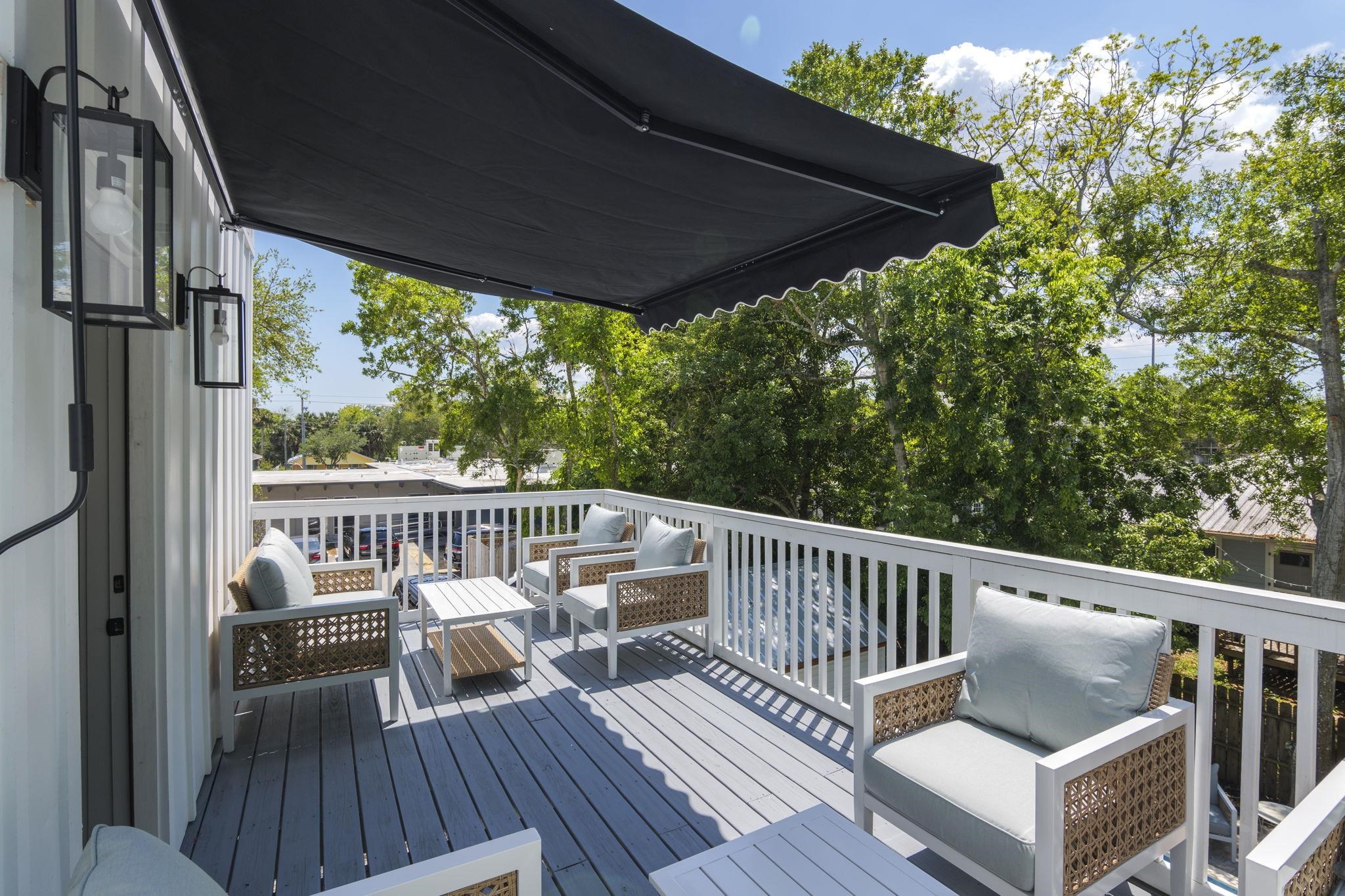 Image 21 of 43 For 160 Blanco St