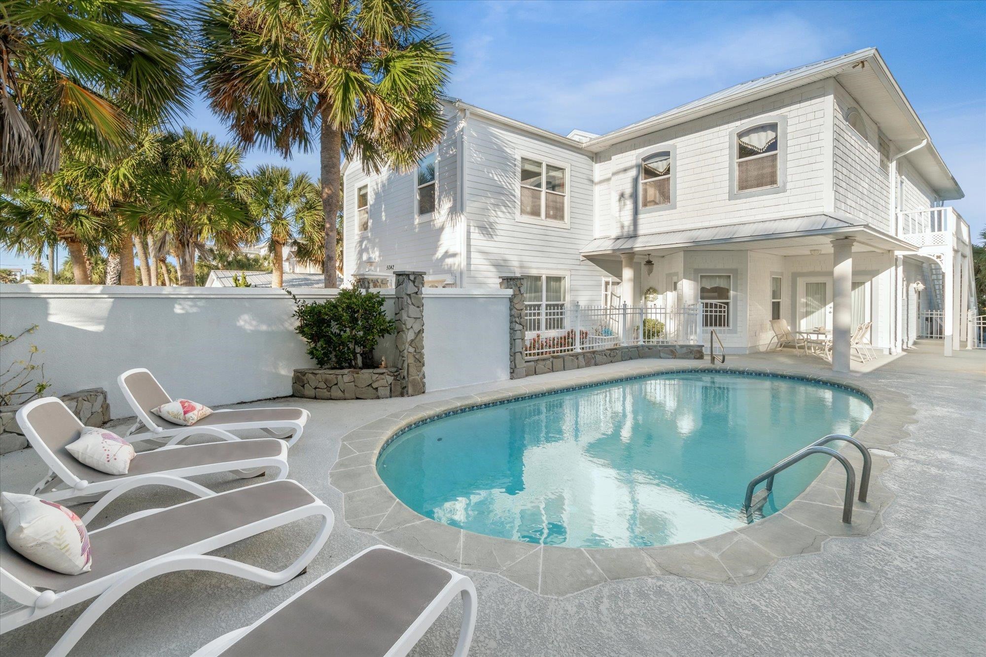 Image 3 of 72 For 5042 Atlantic Vw