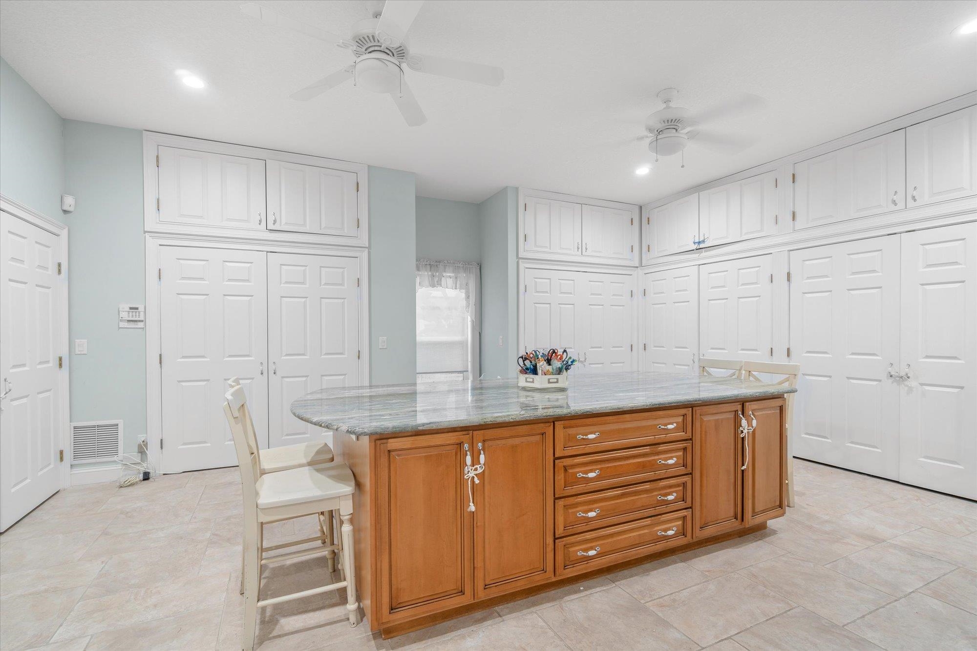 Image 42 of 72 For 5042 Atlantic Vw