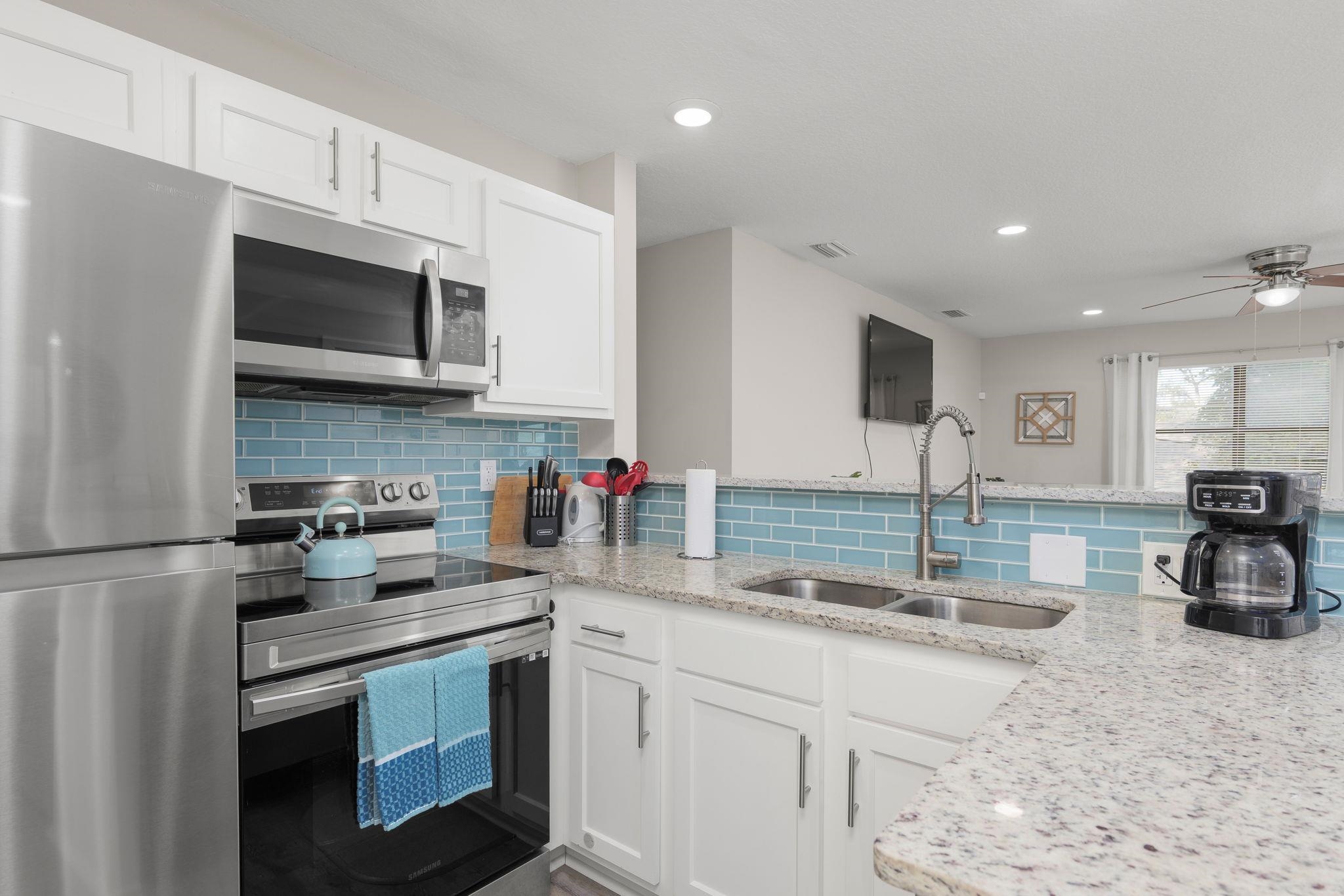 Image 26 of 50 For 16 Ewing St  