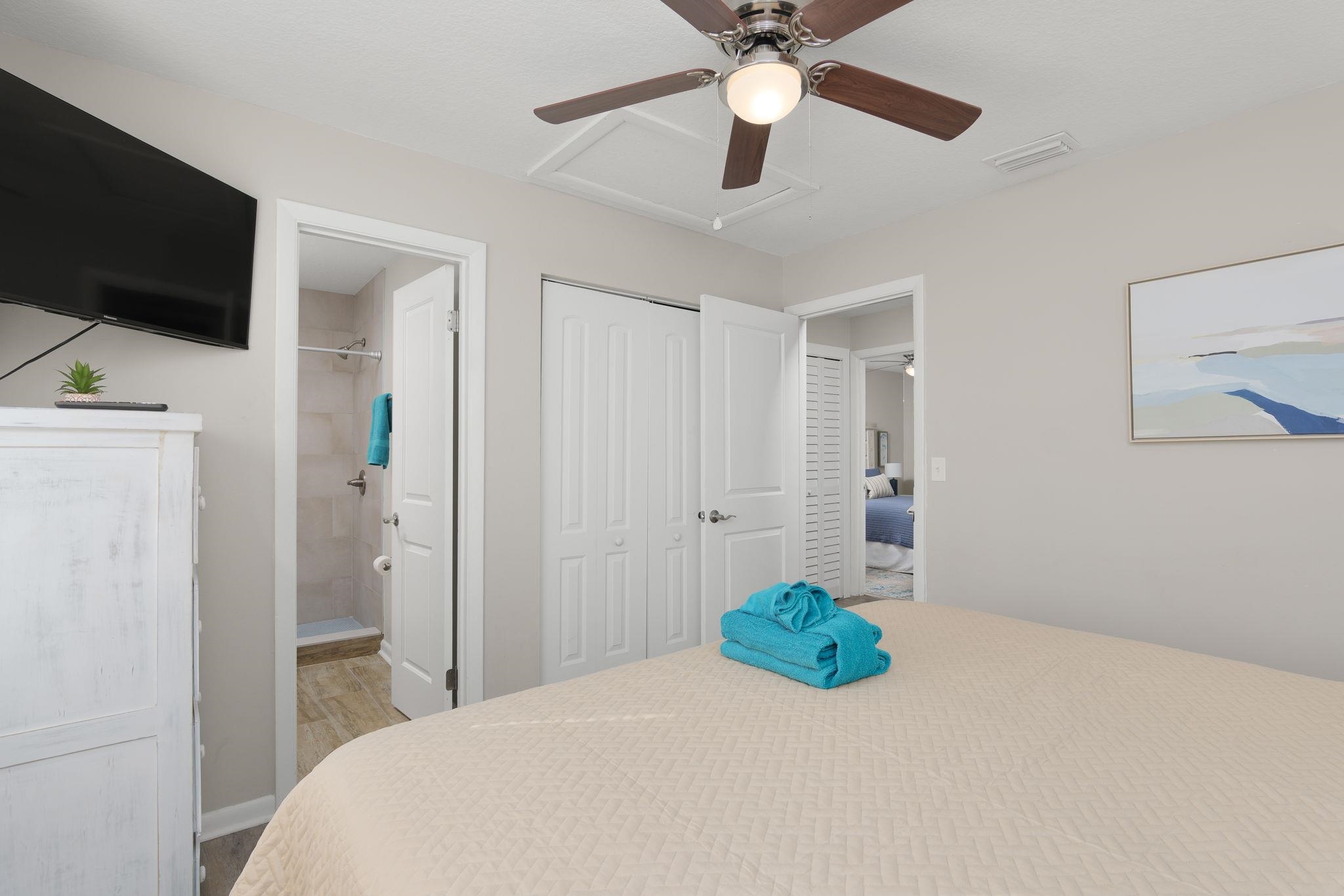 Image 34 of 50 For 16 Ewing St  