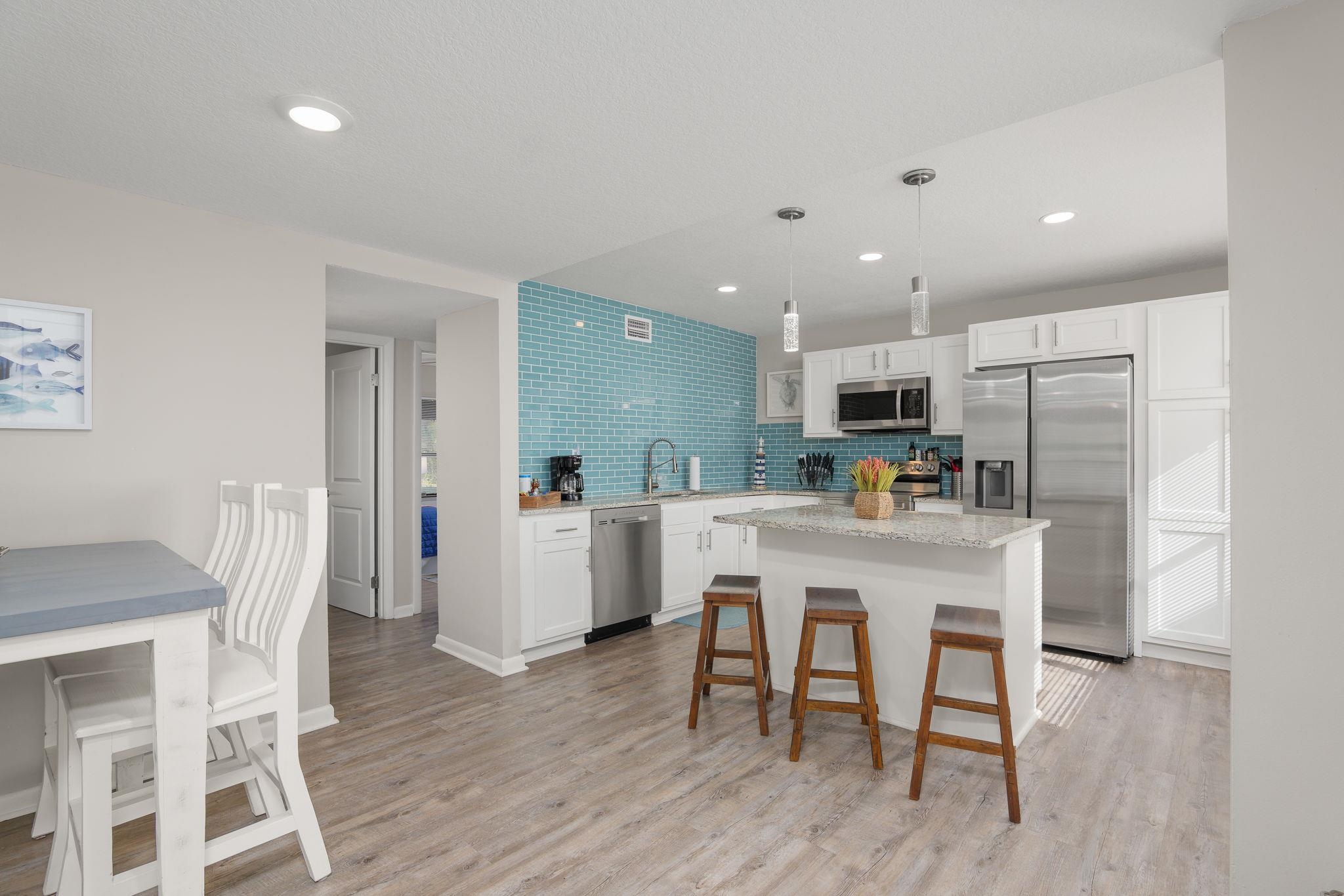 Image 7 of 50 For 16 Ewing St  